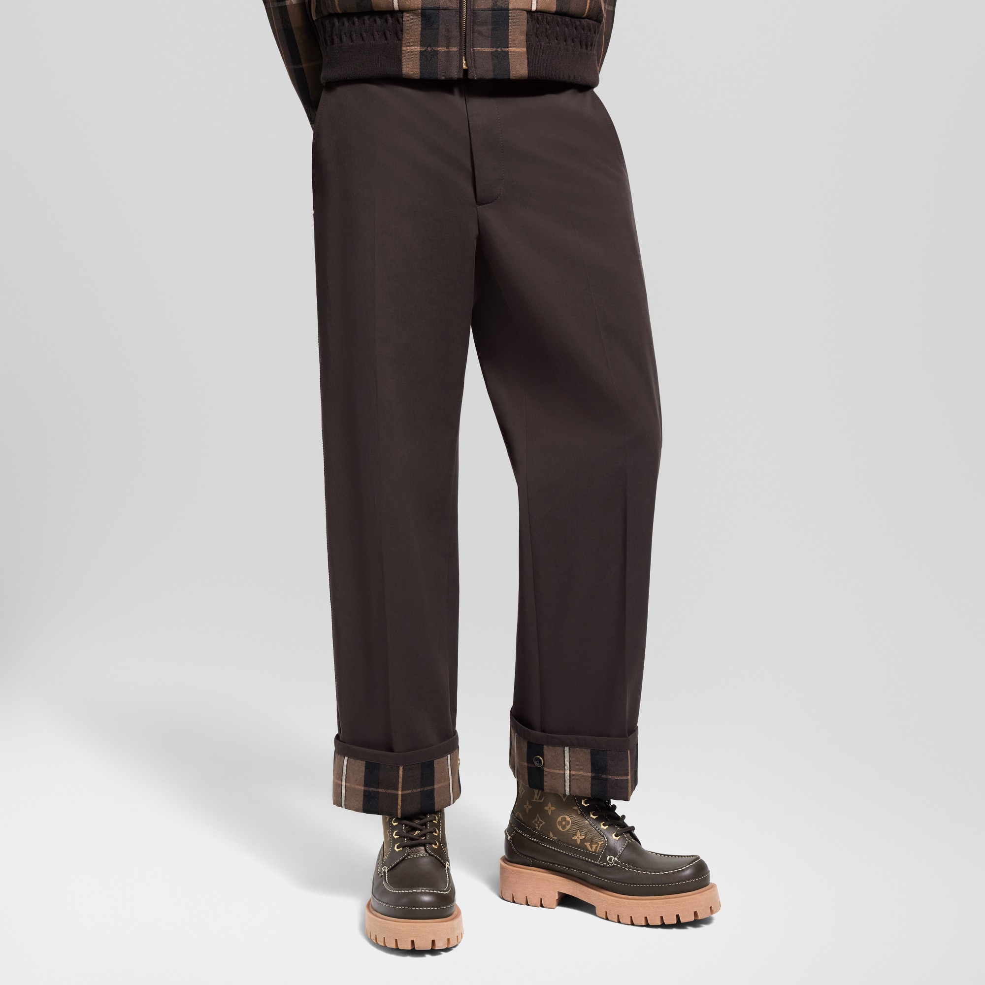  Ready-to-Wear Pants Cropped Chino Pants | Louis Vuitton ® (Product zoom)