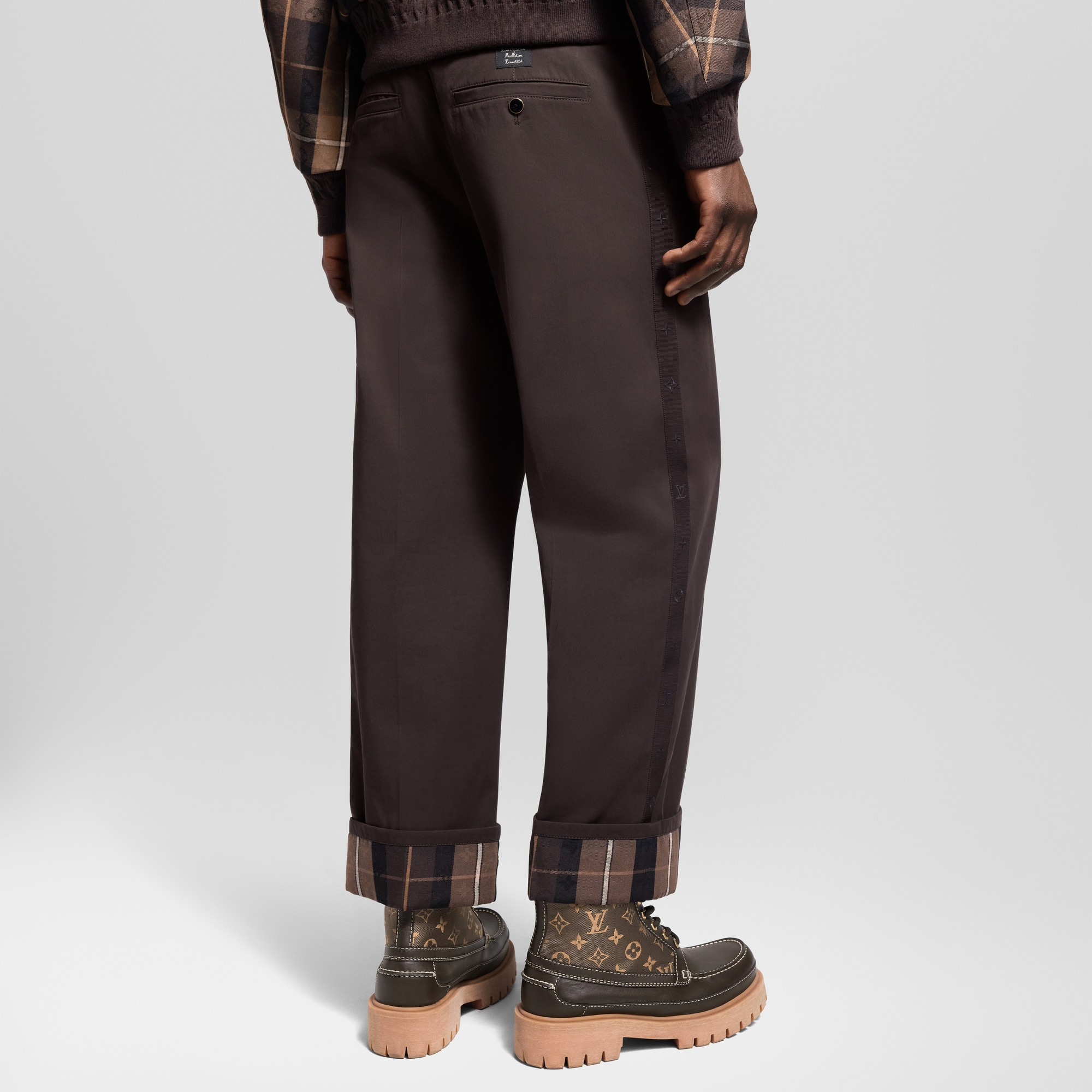  Ready-to-Wear Pants Cropped Chino Pants | Louis Vuitton ® (Product zoom)