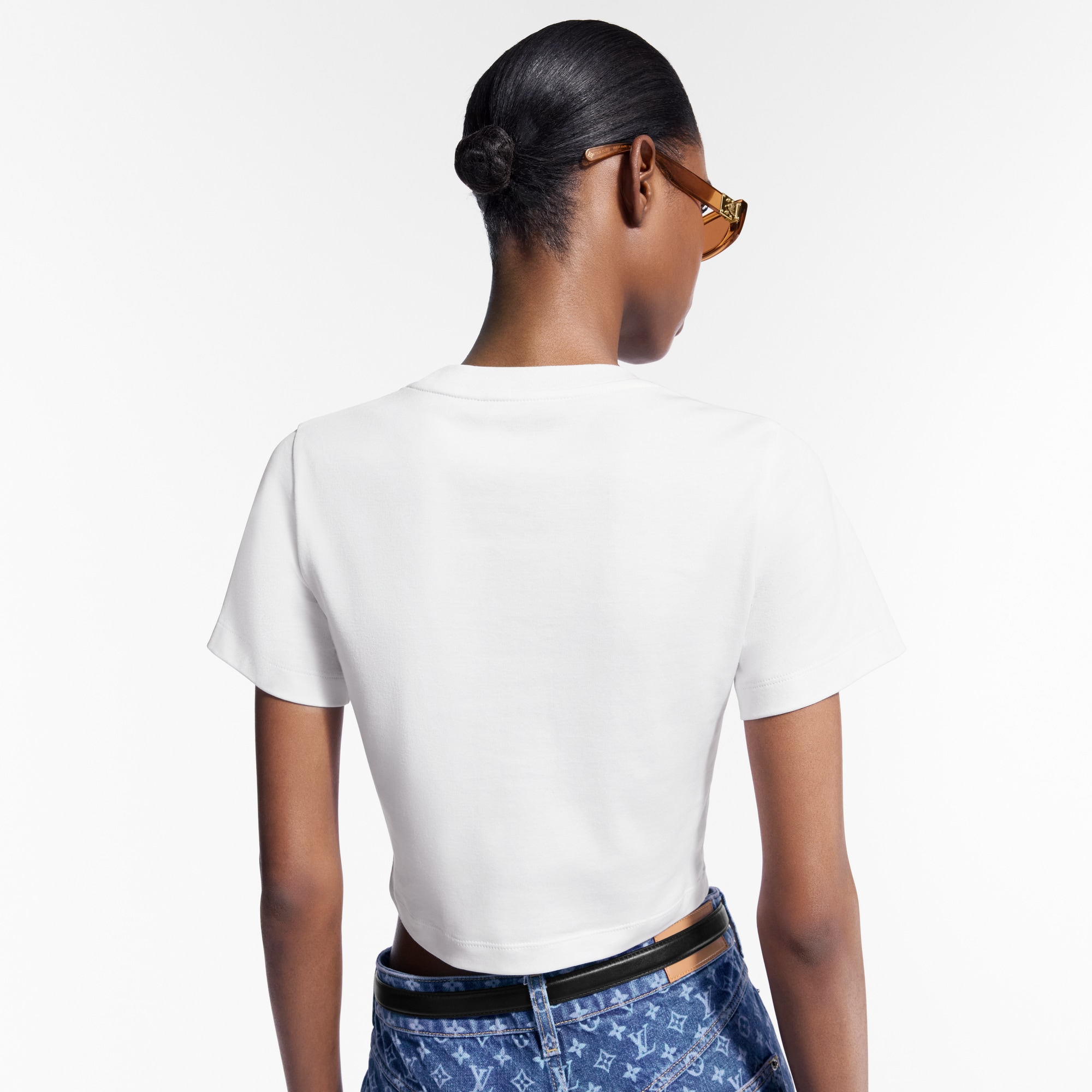  Ready-to-Wear Tops Cursive Signature Crop Top  | Louis Vuitton ® (Product zoom)