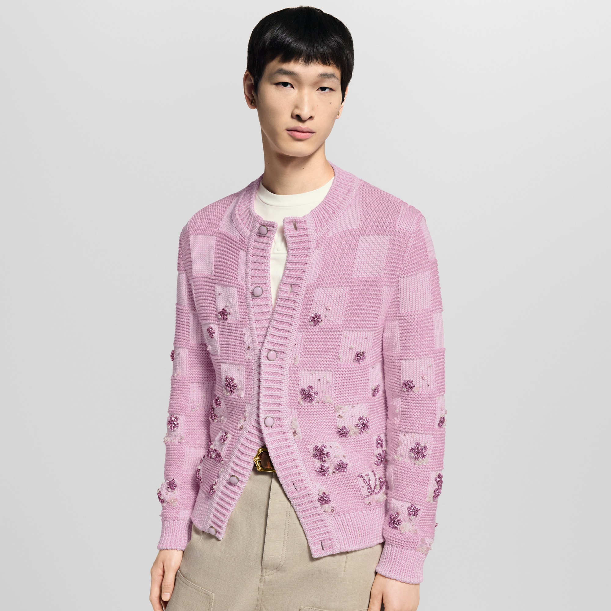  Ready-to-Wear All Ready-to-Wear Damier Embroidered Cardigan | Louis Vuitton ® (Product zoom)