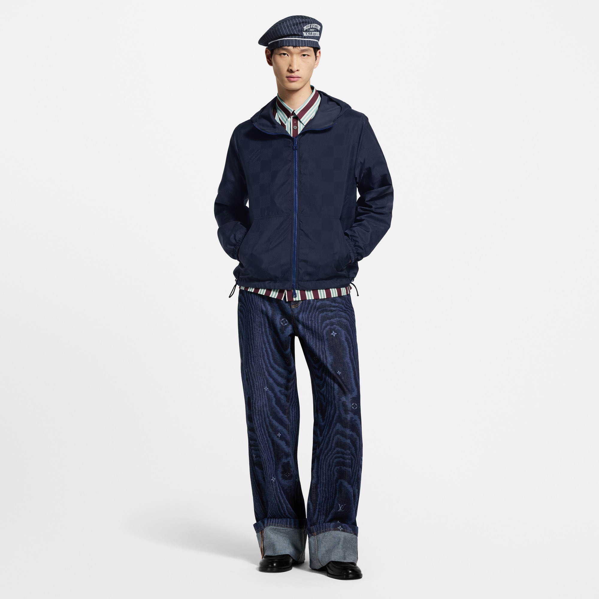  Ready-to-Wear Coats and Outerwear Damier Reversible Windbreaker | Louis Vuitton ® (Product zoom)