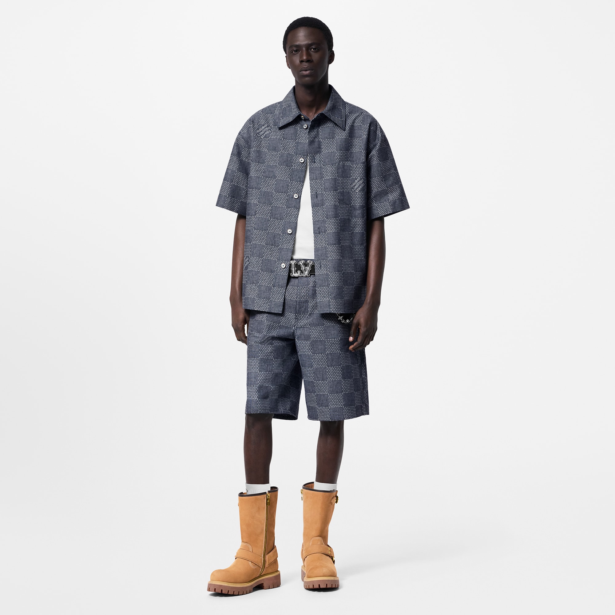 Ready-to-Wear Shirts Damier Short-Sleeved Chambray Shirt | Louis Vuitton ® (Product zoom)