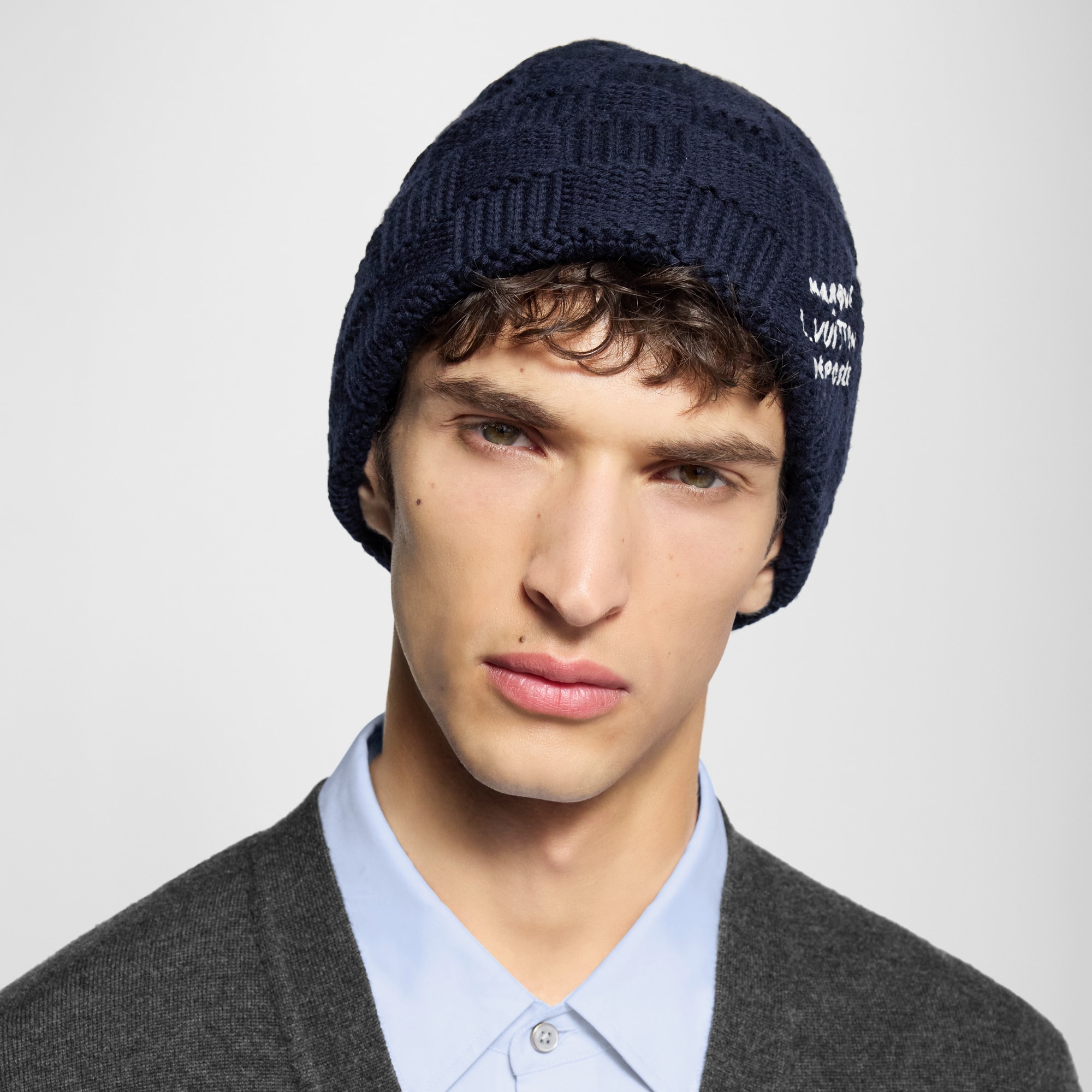S00 Accessories Hats, Beanies and Gloves Damier Snug Beanie | Louis Vuitton ® (Product zoom)