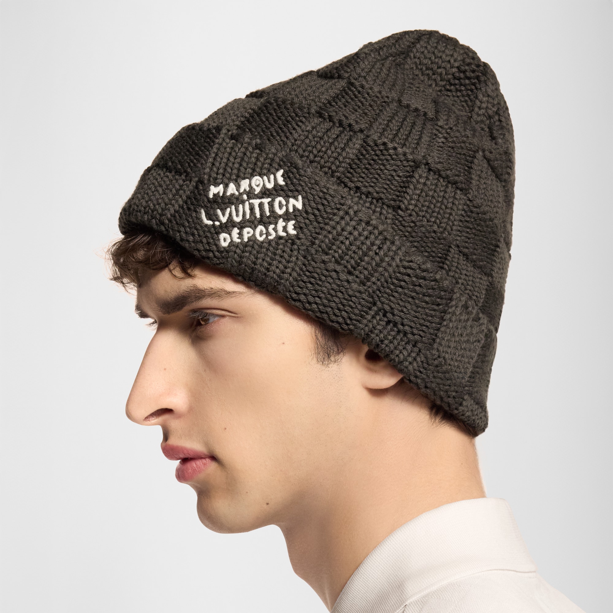 S00 Accessories Hats, Beanies and Gloves Damier Snug Beanie | Louis Vuitton ® (Product zoom)