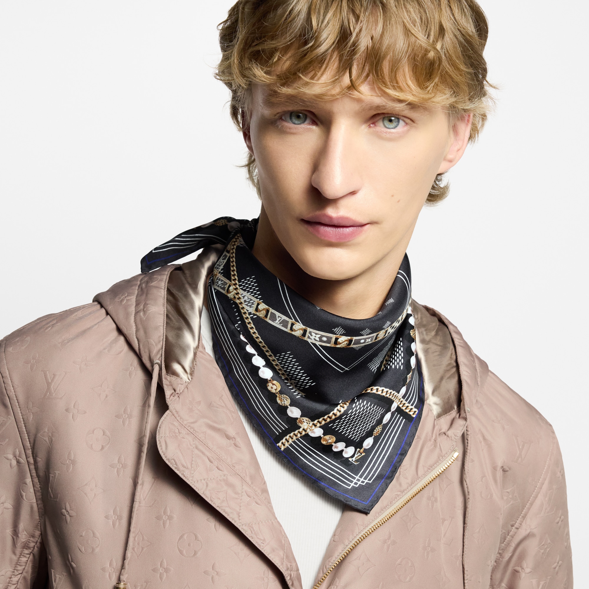 S00 Accessories Silk and Bandanas Damier Tied Up Silk Bandana | Louis Vuitton ® (Product zoom)