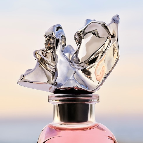 Exceptional Creations Les Extraits Collection Dancing Blossom | Louis Vuitton ® (Product zoom)