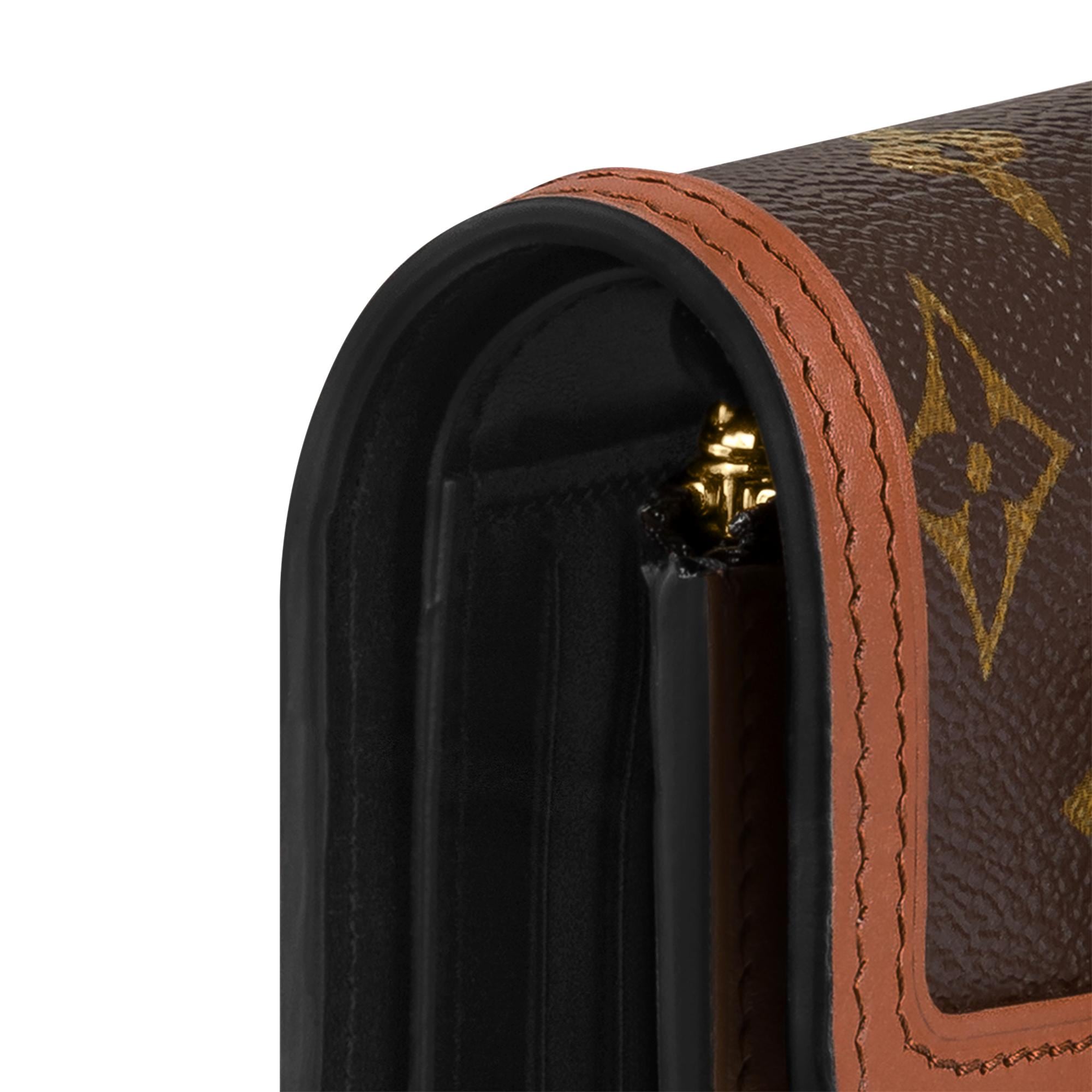 Other Monogram Canvas Small Leather Goods All Small Leather Goods Dauphine Compact Wallet | Louis Vuitton ® (Product zoom)