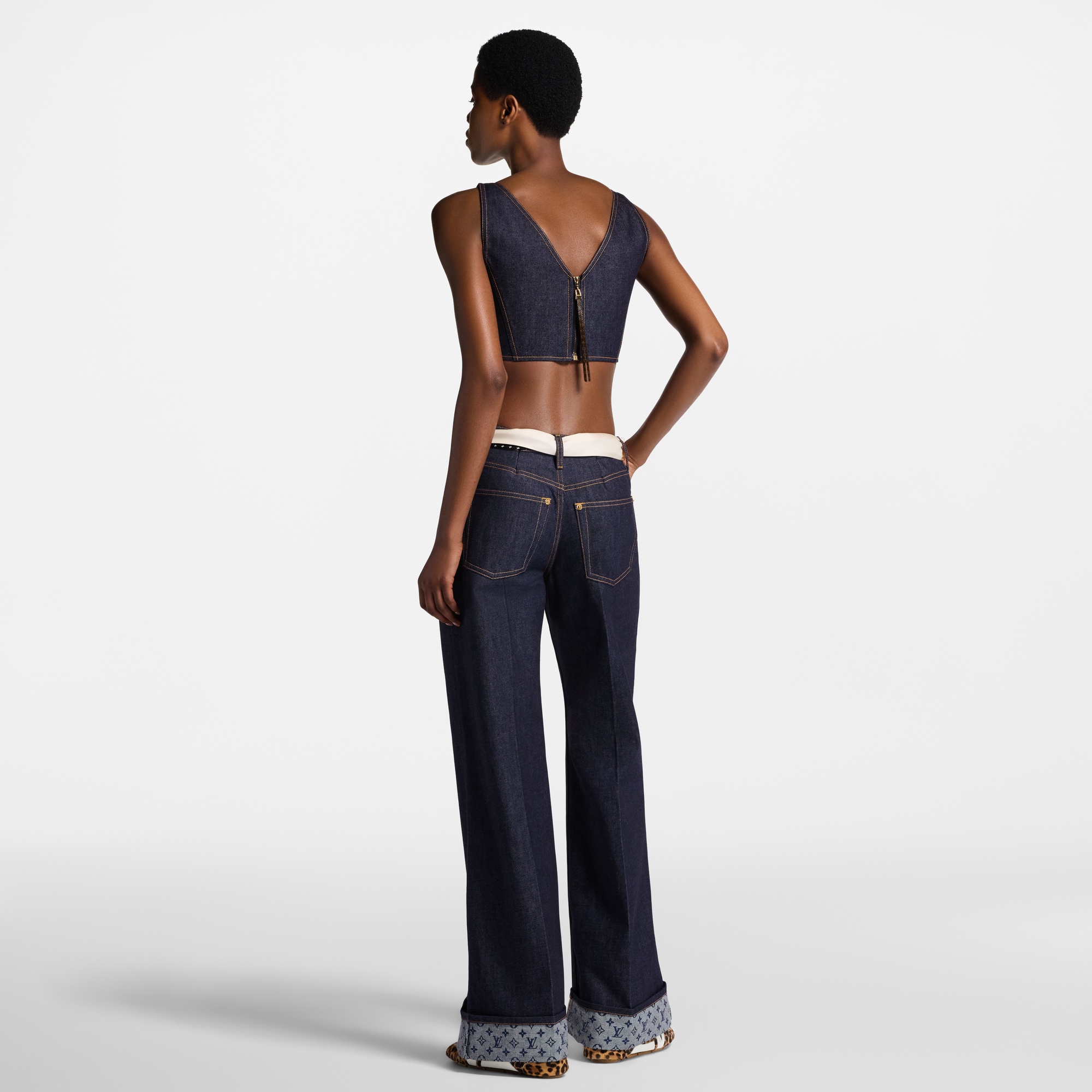  Ready-to-Wear Tops Denim V-Neck Crop Top | Louis Vuitton ® (Product zoom)