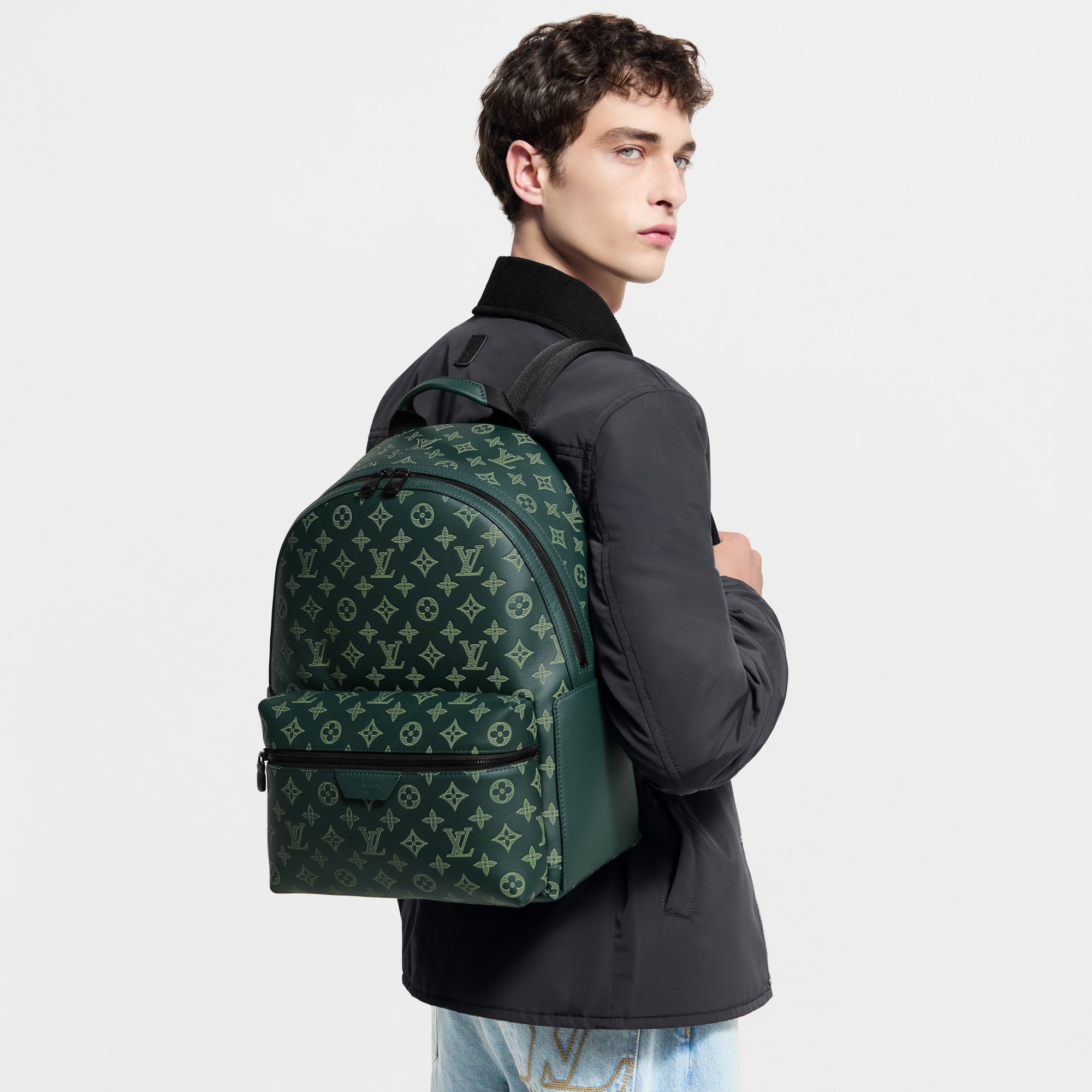 louis vuitton backpack men& 39 LOUIS VUITTON Discovery Backpack PM Forest Green Monogram Shadow