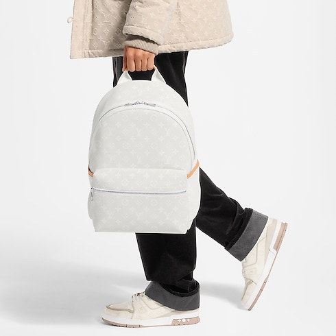 Monogram Heritage For Men LV Ski Discovery Backpack PM | Louis Vuitton ® (Product zoom)