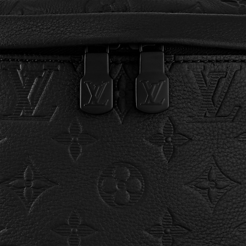 Monogram Shadow Bags All Collections Discovery Bumbag PM | Louis Vuitton ® (Product zoom)