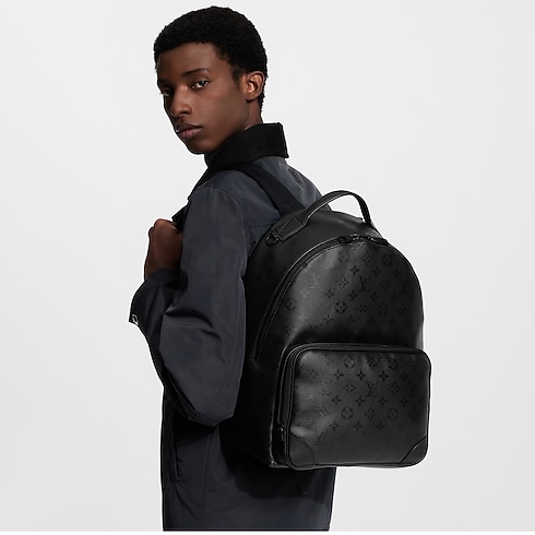 G72 Men's Bags New In Discovery Cargo Backpack | Louis Vuitton ® (Product zoom)