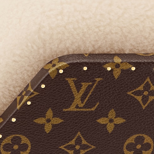 Monogram Trunks and Boxes Trunks and Suitcases Dog Bed Trunk | Louis Vuitton ® (Product zoom)