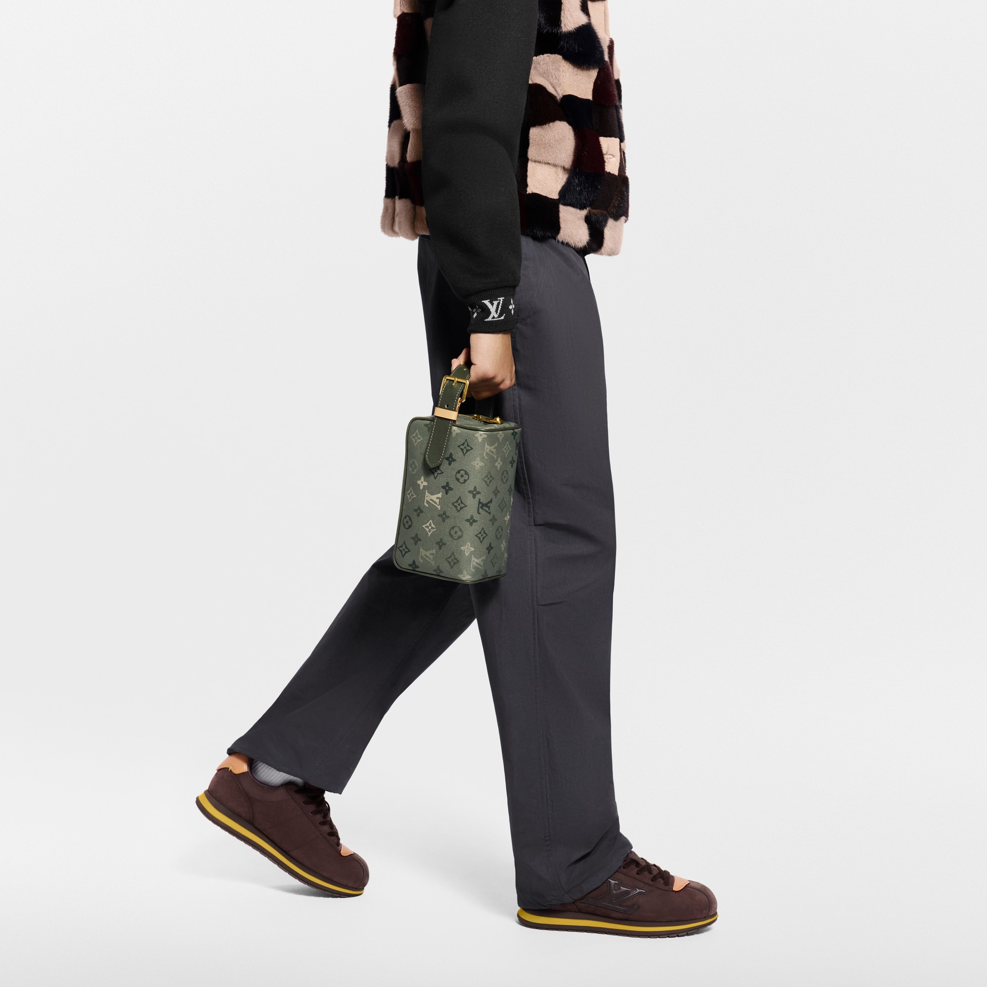 Monogram Heritage Travel Travel Accessories Dopp Kit | Louis Vuitton ® (Product zoom)