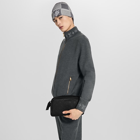 Monogram Taurillon Leather Travel Travel Accessories Dopp Kit | Louis Vuitton ® (Product zoom)