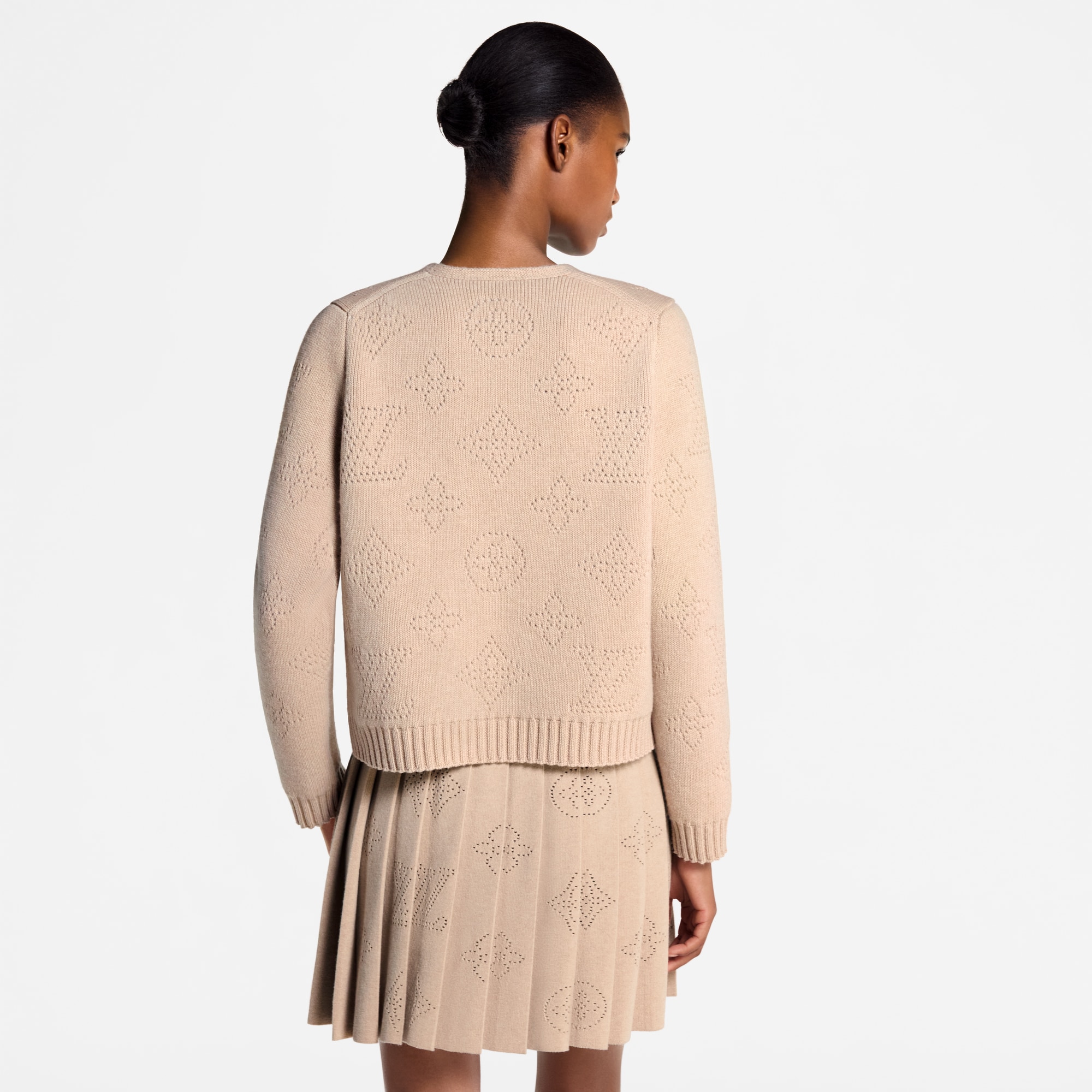  Ready-to-Wear Knitwear Double-Breasted Mahina Knit Cardigan | Louis Vuitton ® (Product zoom)