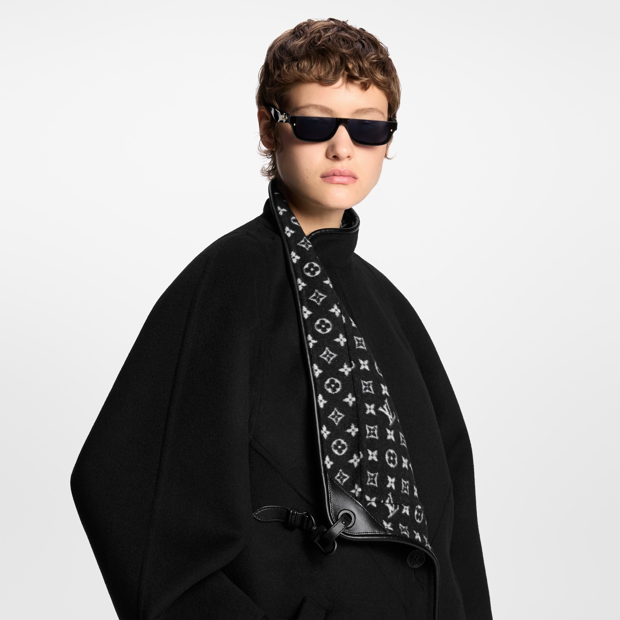  Ready-to-Wear Coats and Jackets Double Face Clip Front Coat | Louis Vuitton ® (Product zoom)