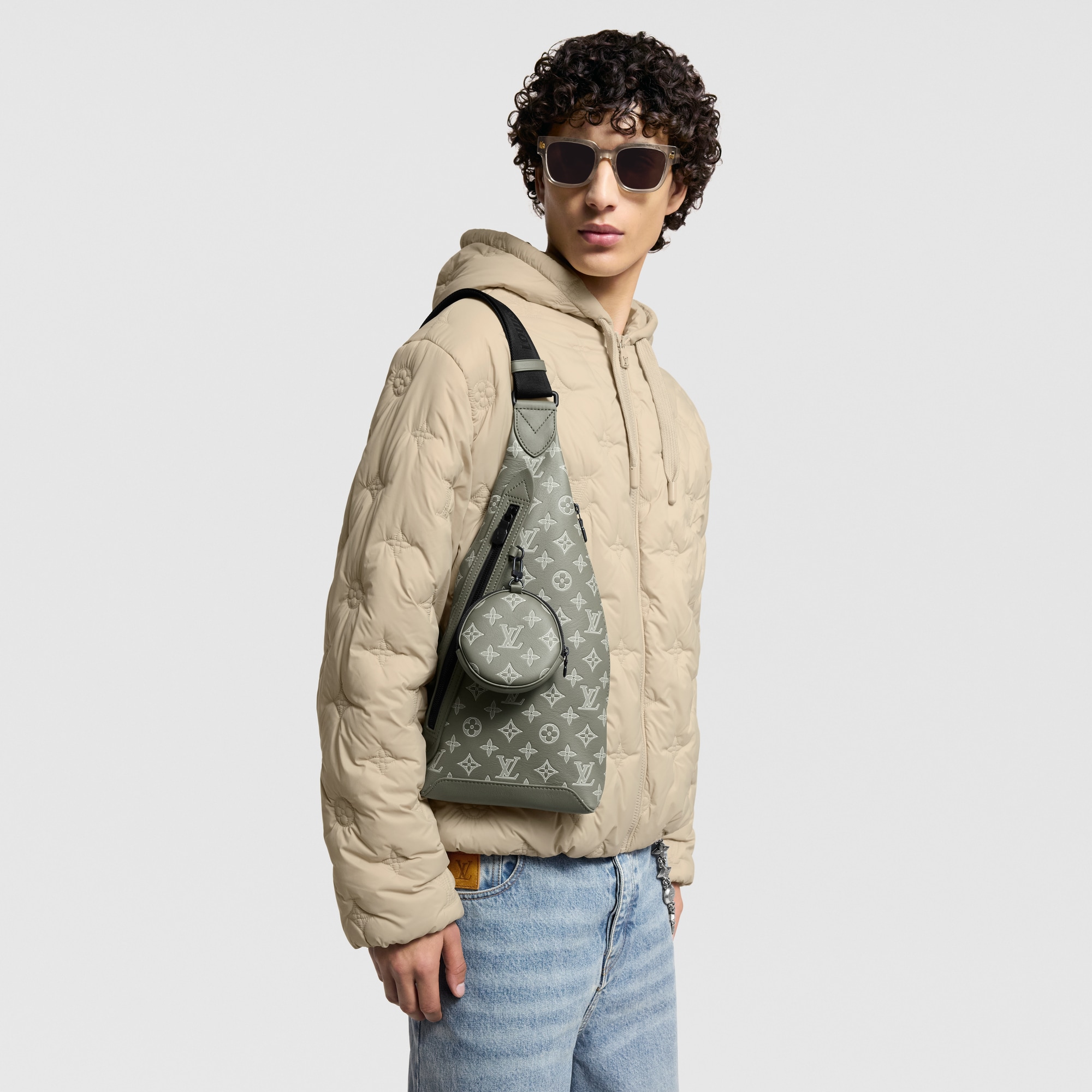 G65 Bags All Bags Duo Slingbag | Louis Vuitton ® (Product zoom)