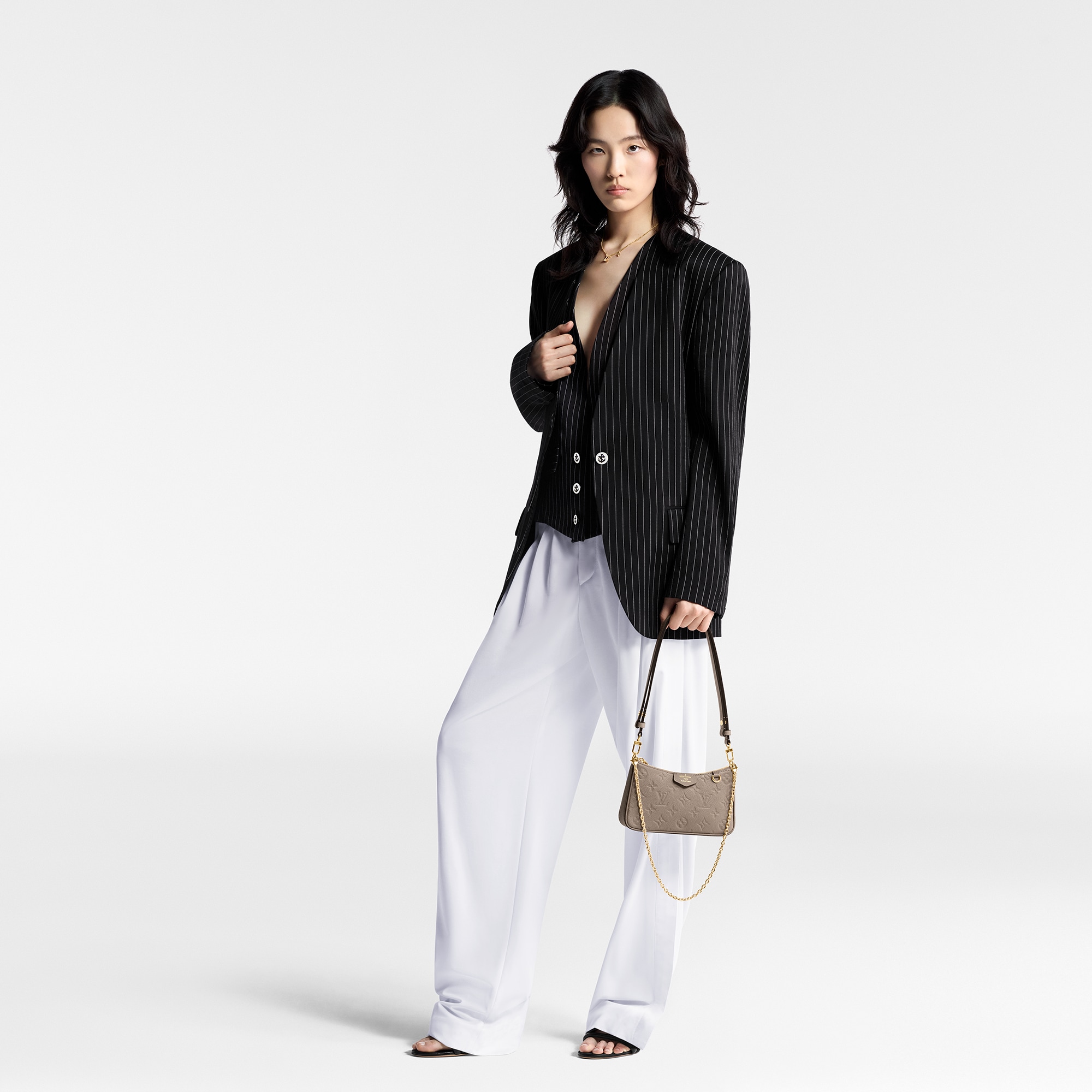 Monogram Empreinte Leather Small Leather Goods All Small Leather Goods Easy Pouch On Strap | Louis Vuitton ® (Product zoom)