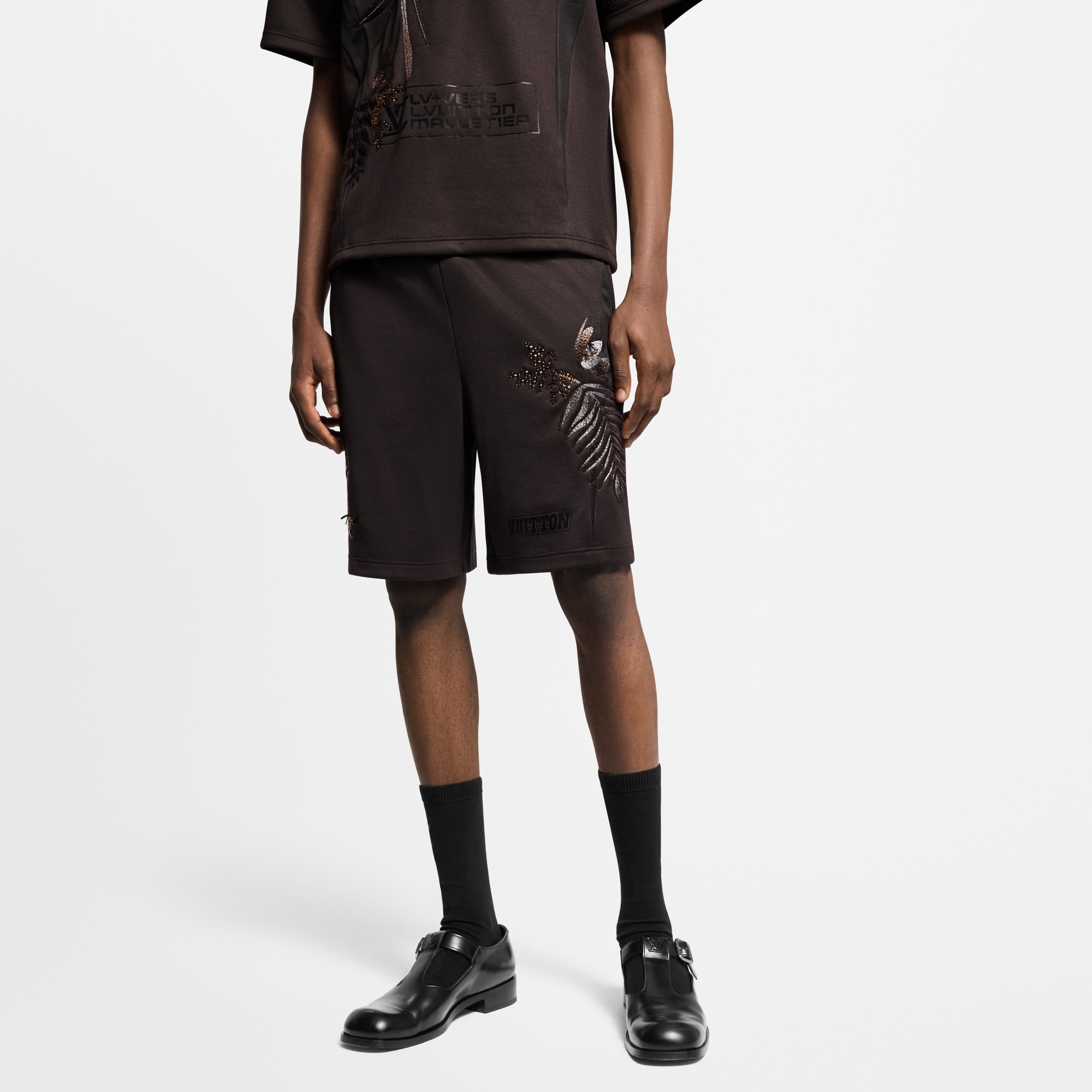  Ready-to-Wear All Ready-to-Wear Embellished Jersey Shorts | Louis Vuitton ® (Product zoom)