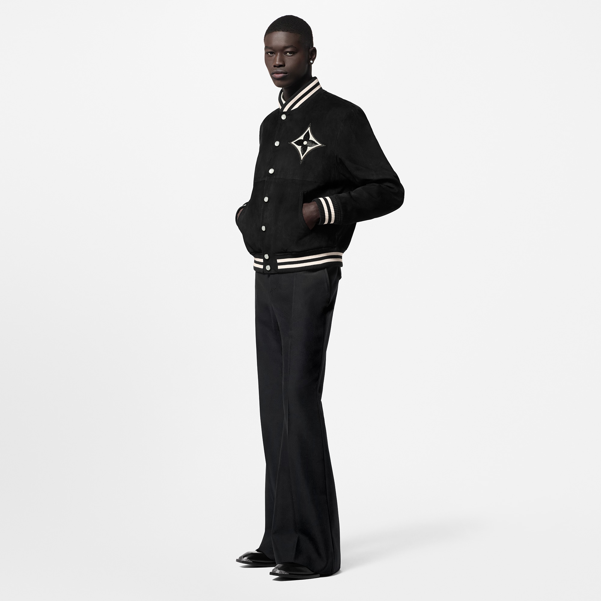  Ready-to-Wear Coats and Outerwear Embellished Lambskin Bomber Blouson | Louis Vuitton ® (Product zoom)