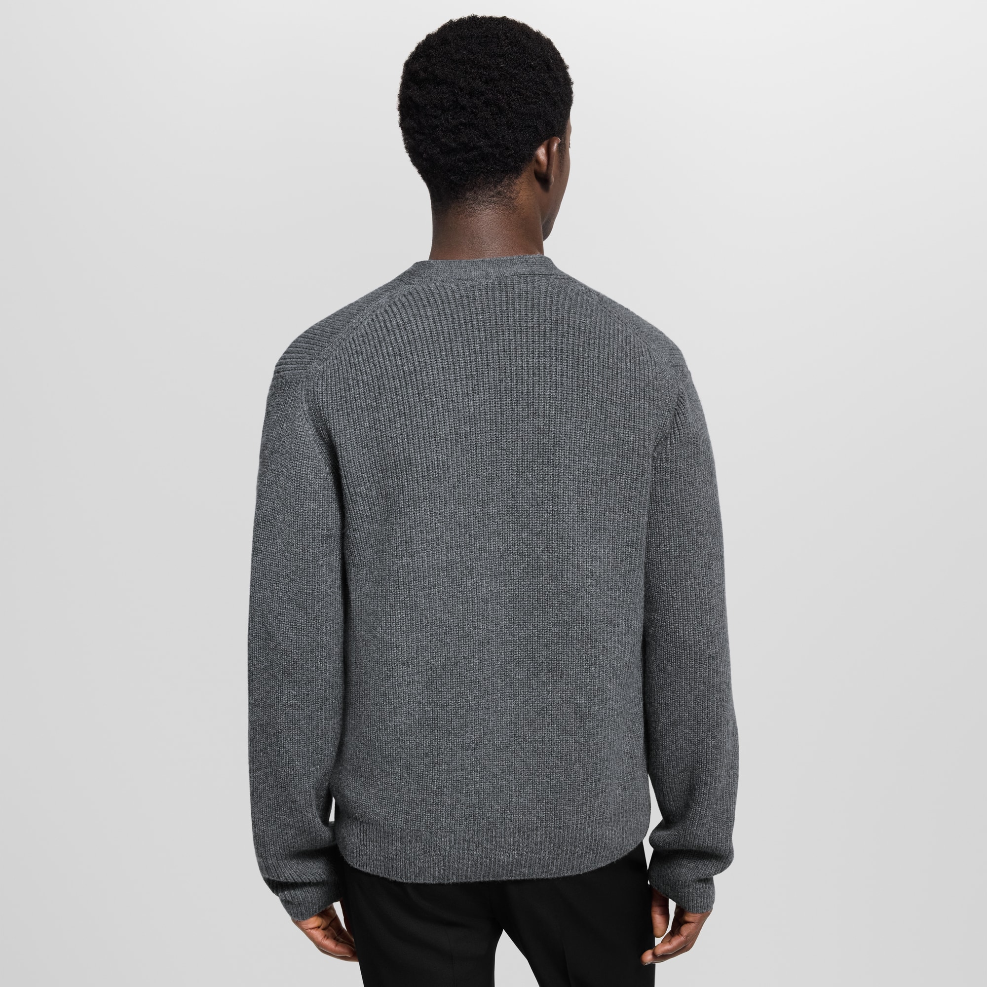  Ready-to-Wear All Ready-to-Wear Embroidered Signature Cashmere Cardigan
 | Louis Vuitton ® (Product zoom)