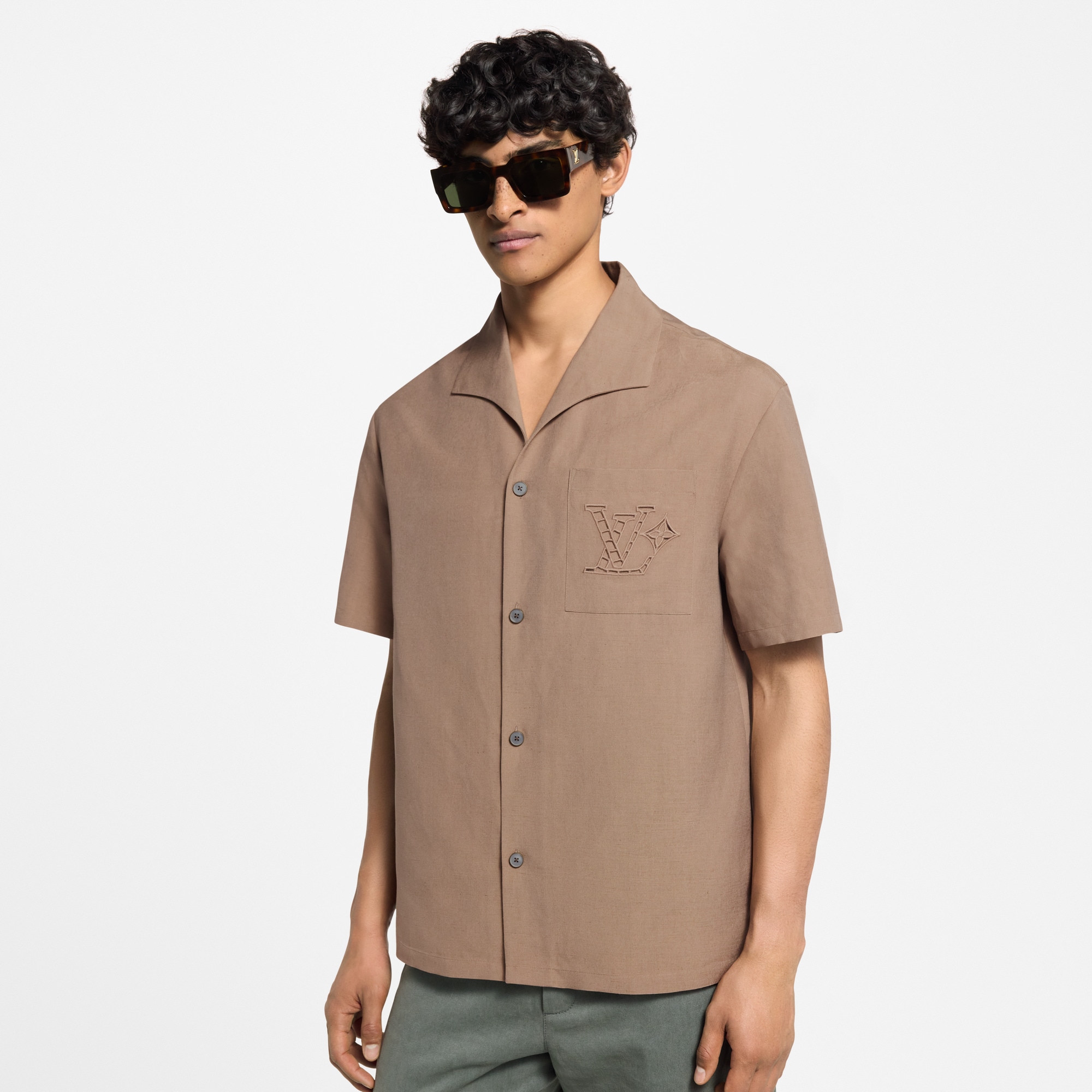  Ready-to-Wear Shirts Embroidered Summer Shirt | Louis Vuitton ® (Product zoom)