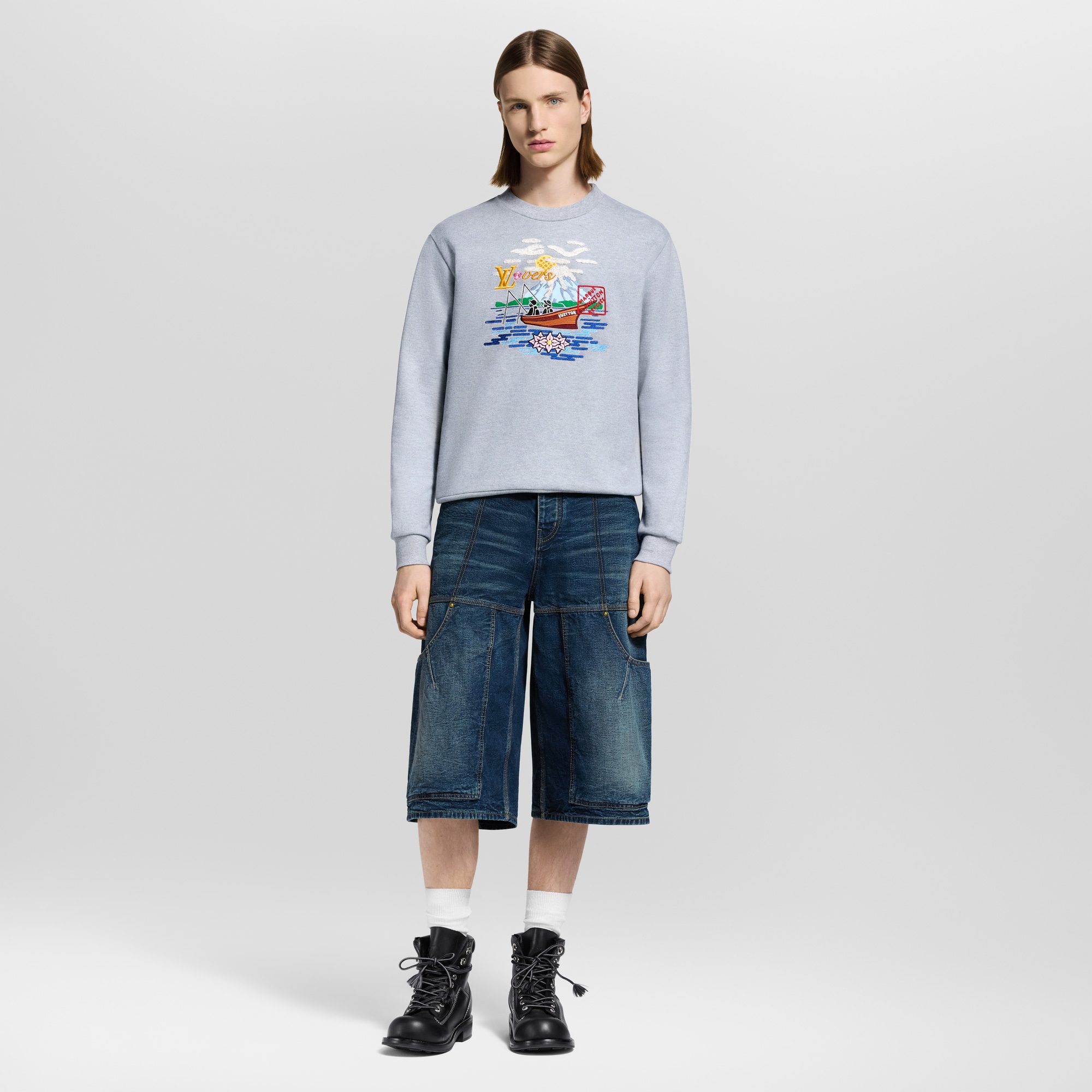  Ready-to-Wear All Ready-to-Wear Embroidered Sweatshirt | Louis Vuitton ® (Product zoom)