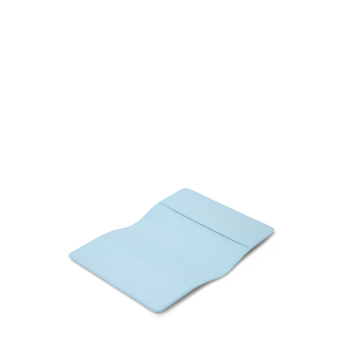 S00 Agendas and Stationery All Agendas and Stationery Emily Notebook Cover Hockey | Louis Vuitton ® (Product zoom)