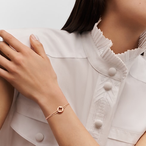 Categories All Fine Jewelry Empreinte Chain Bracelet, Pink Gold | Louis Vuitton ® (Product zoom)