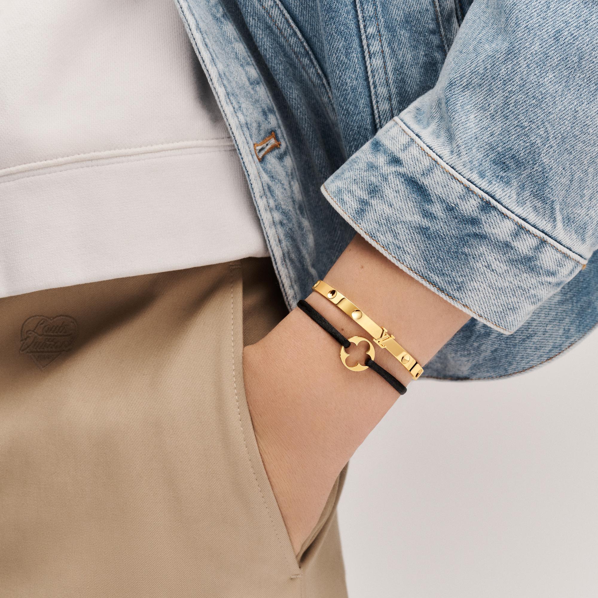  Categories All Fine Jewelry Empreinte Cord Bracelet, Yellow Gold  | Louis Vuitton ® (Product zoom)