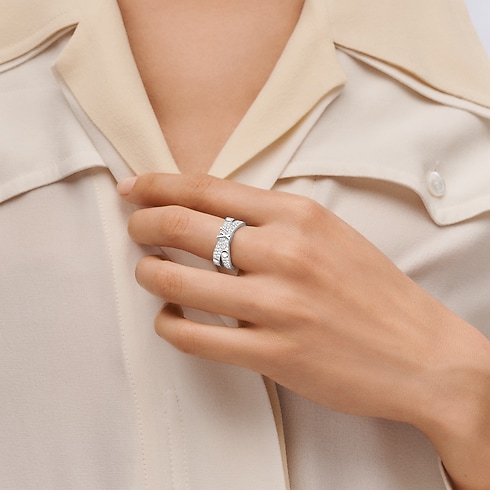 Categories All Fine Jewelry Empreinte Double Ring, White Gold and Diamonds | Louis Vuitton ® (Product zoom)