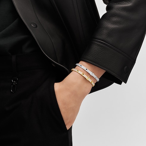 Categories All Fine Jewelry Empreinte Medium Bangle, Yellow Gold and Diamonds | Louis Vuitton ® (Product zoom)