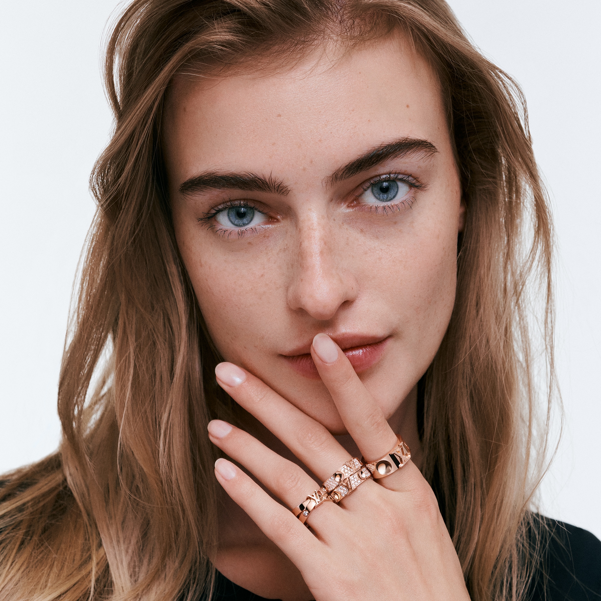  Categories All Fine Jewelry Empreinte Ring, Pink Gold And Diamonds | Louis Vuitton ® (Product zoom)