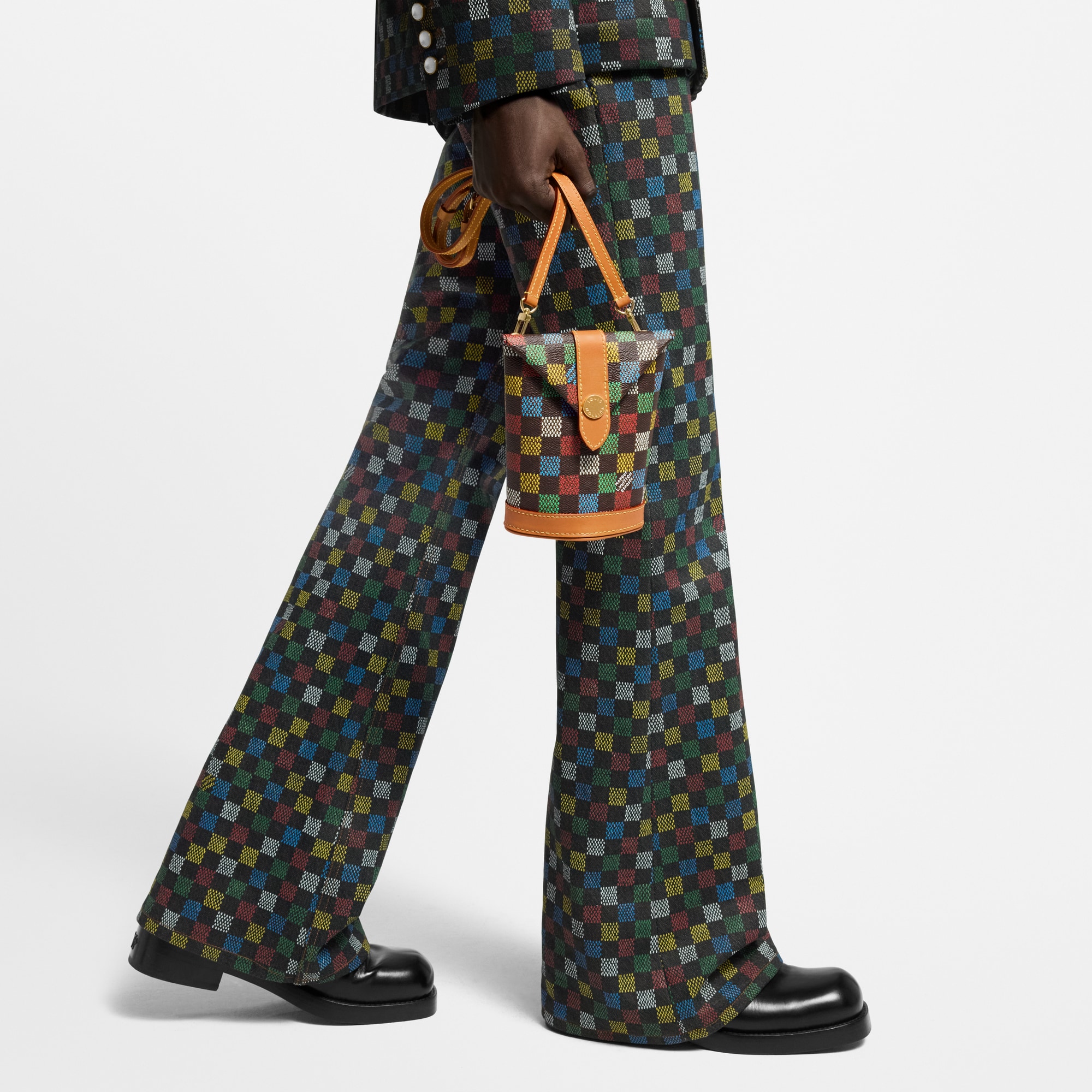 Damier Ebene Small Leather Goods Mini Bags Envelope Pouch | Louis Vuitton ® (Product zoom)