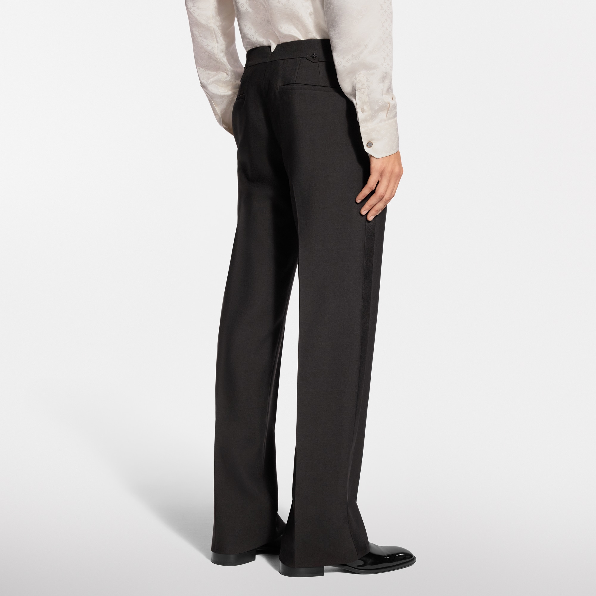 LOUIS VUITTON Evening Tuxedo Pants Black. Size 48