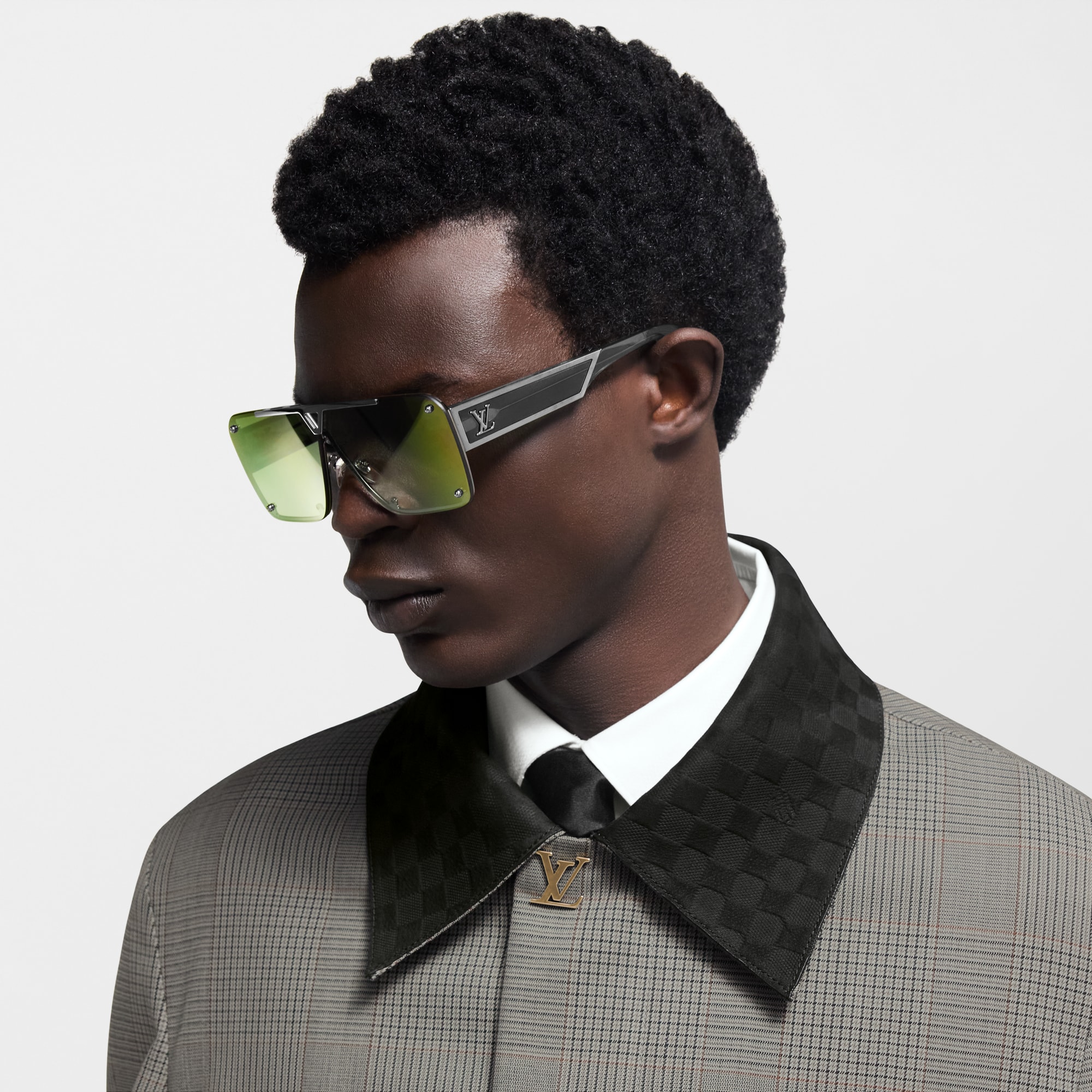 S00 Accessories Sunglasses Evidence Square Sunglasses | Louis Vuitton ® (Product zoom)