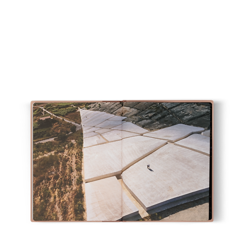 Library Fashion Eye Fashion Eye Cretto di Burri | Louis Vuitton ® (Product zoom)