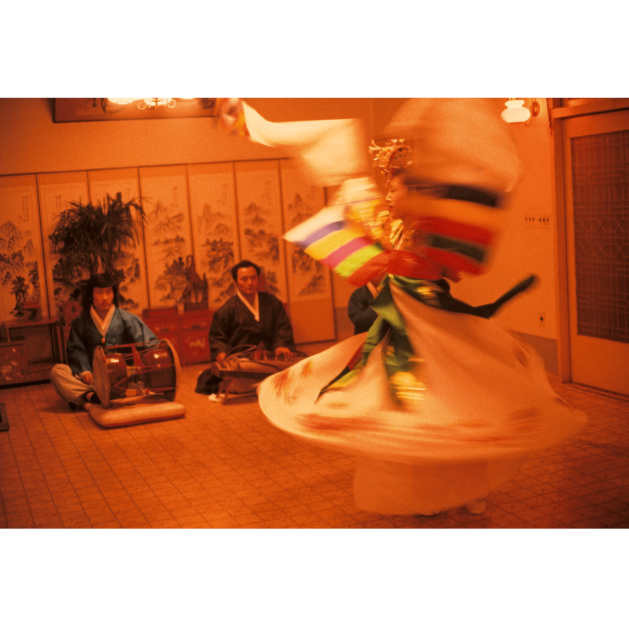 Fashion Eye Silk Road