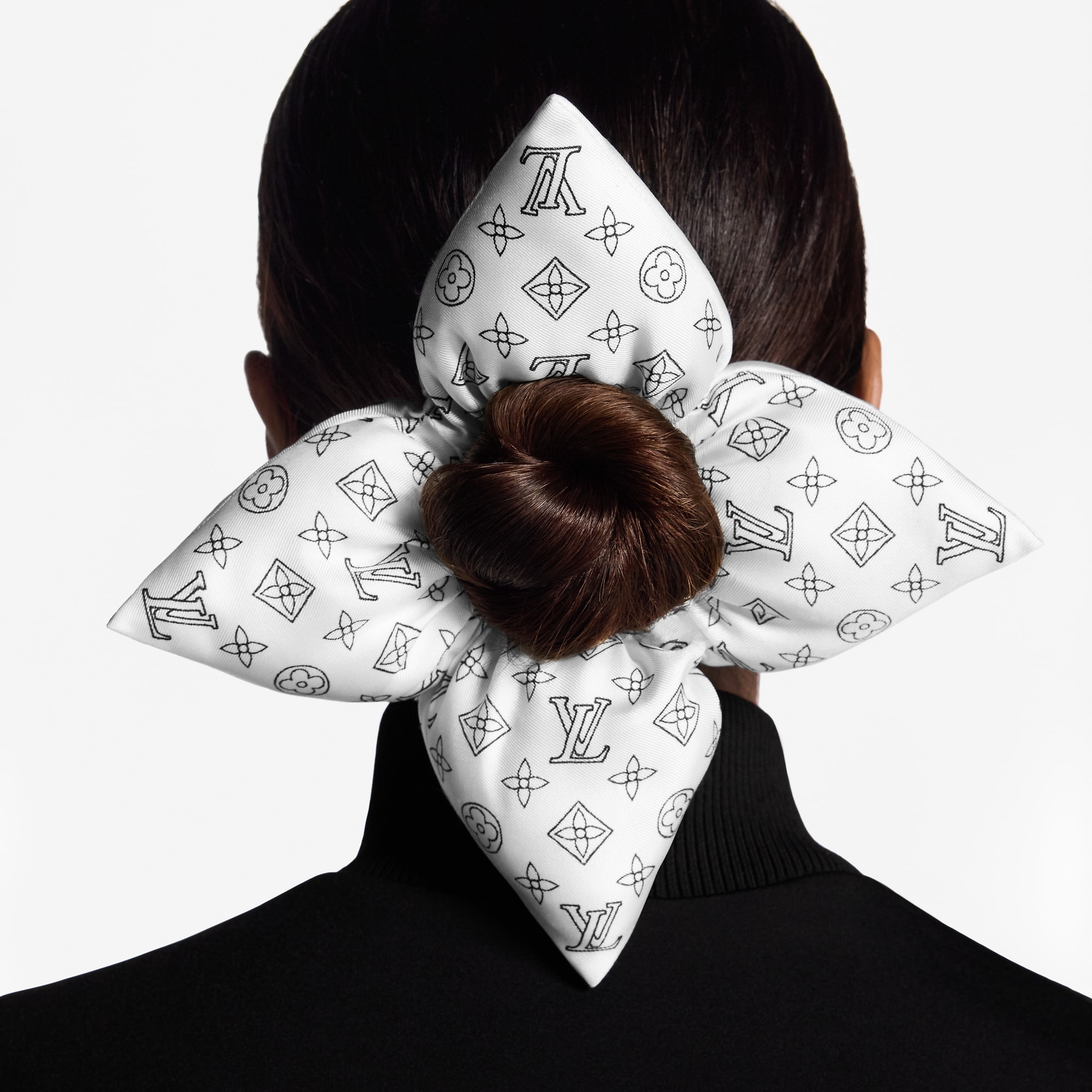Fleur Pique Scrunchy