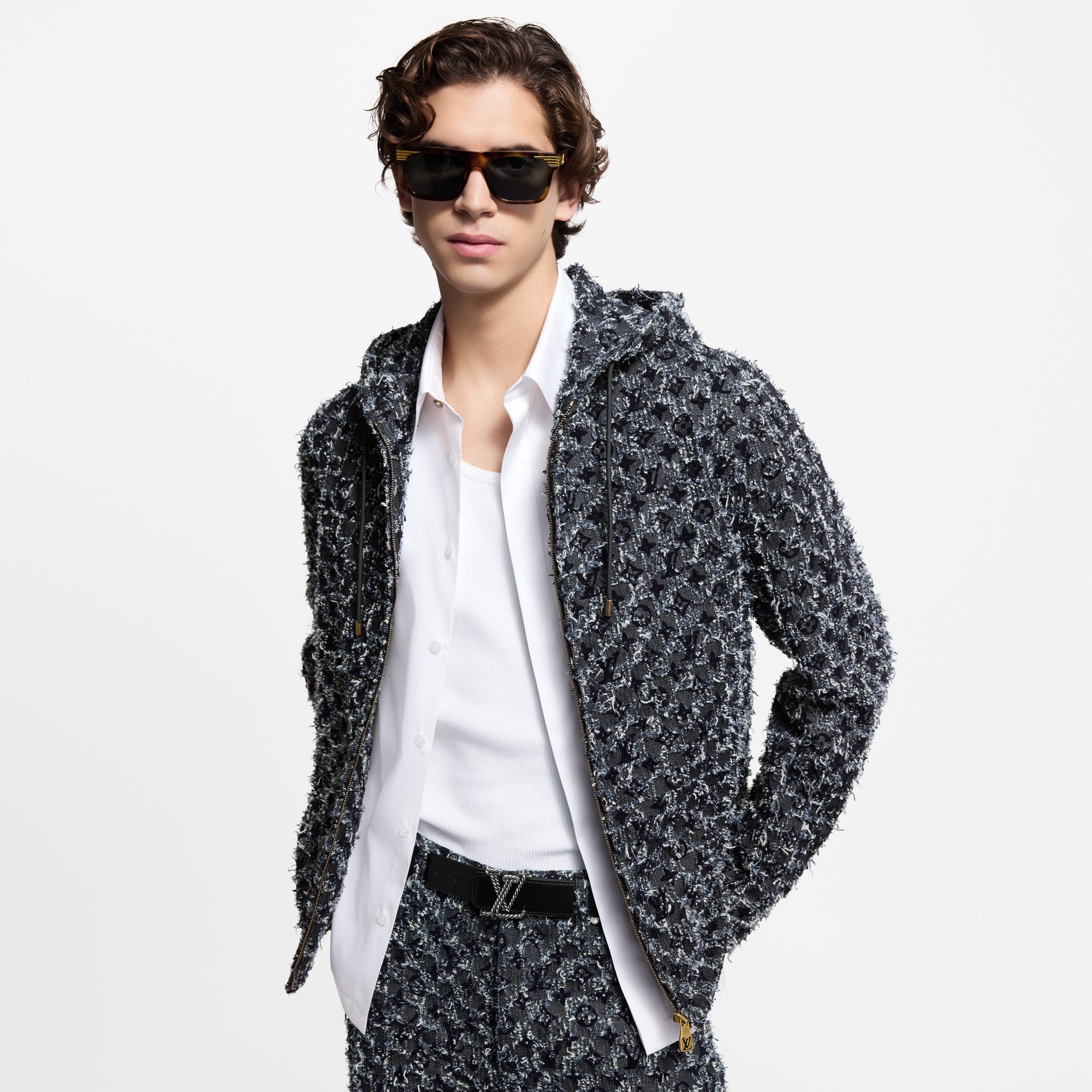  Ready-to-Wear All Ready-to-Wear Flocked Monogram Denim Hoodie | Louis Vuitton ® (Product zoom)