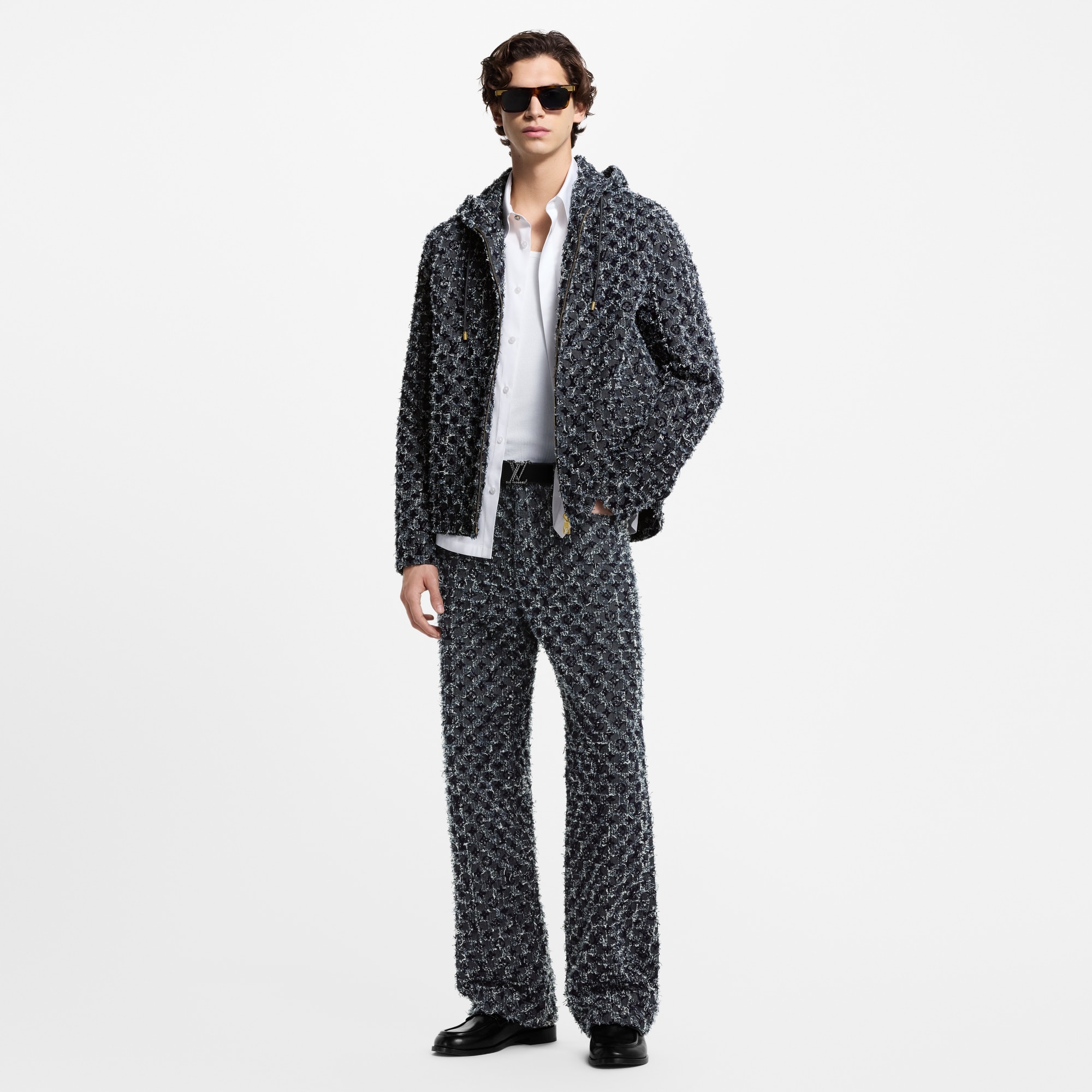  Ready-to-Wear All Ready-to-Wear Flocked Monogram Denim Hoodie | Louis Vuitton ® (Product zoom)