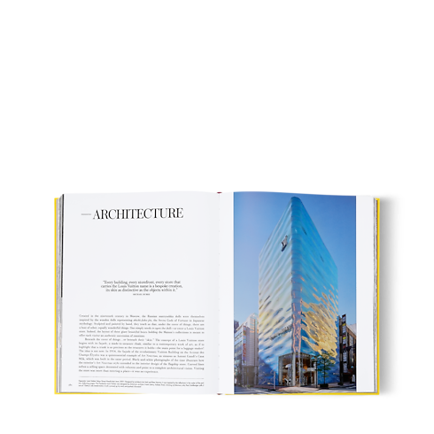 Library Hard Cover Books From Louis To Vuitton | Louis Vuitton ® (Product zoom)