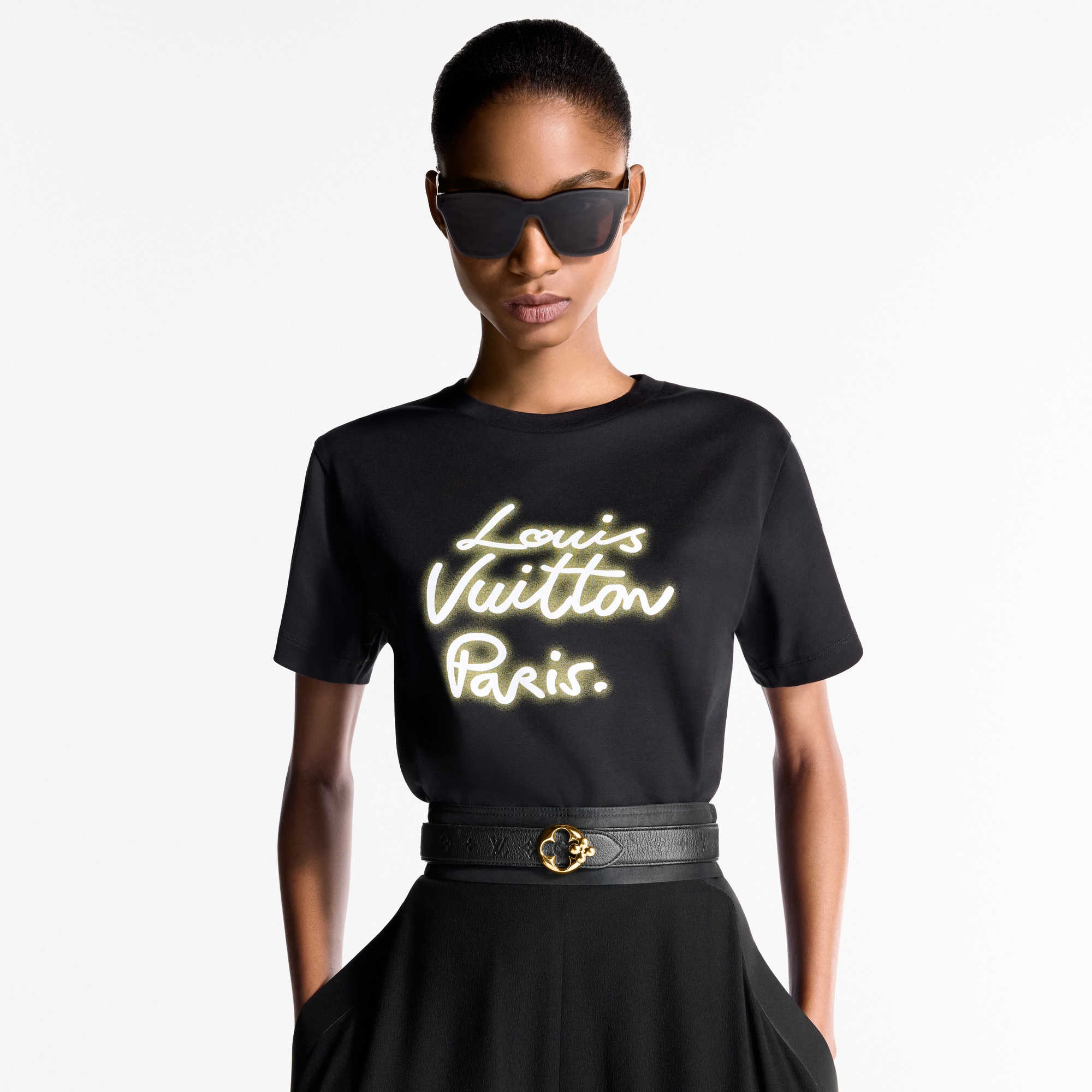 Glow Signature T-Shirt - Women - Ready-to-Wear | LOUIS VUITTON ® 