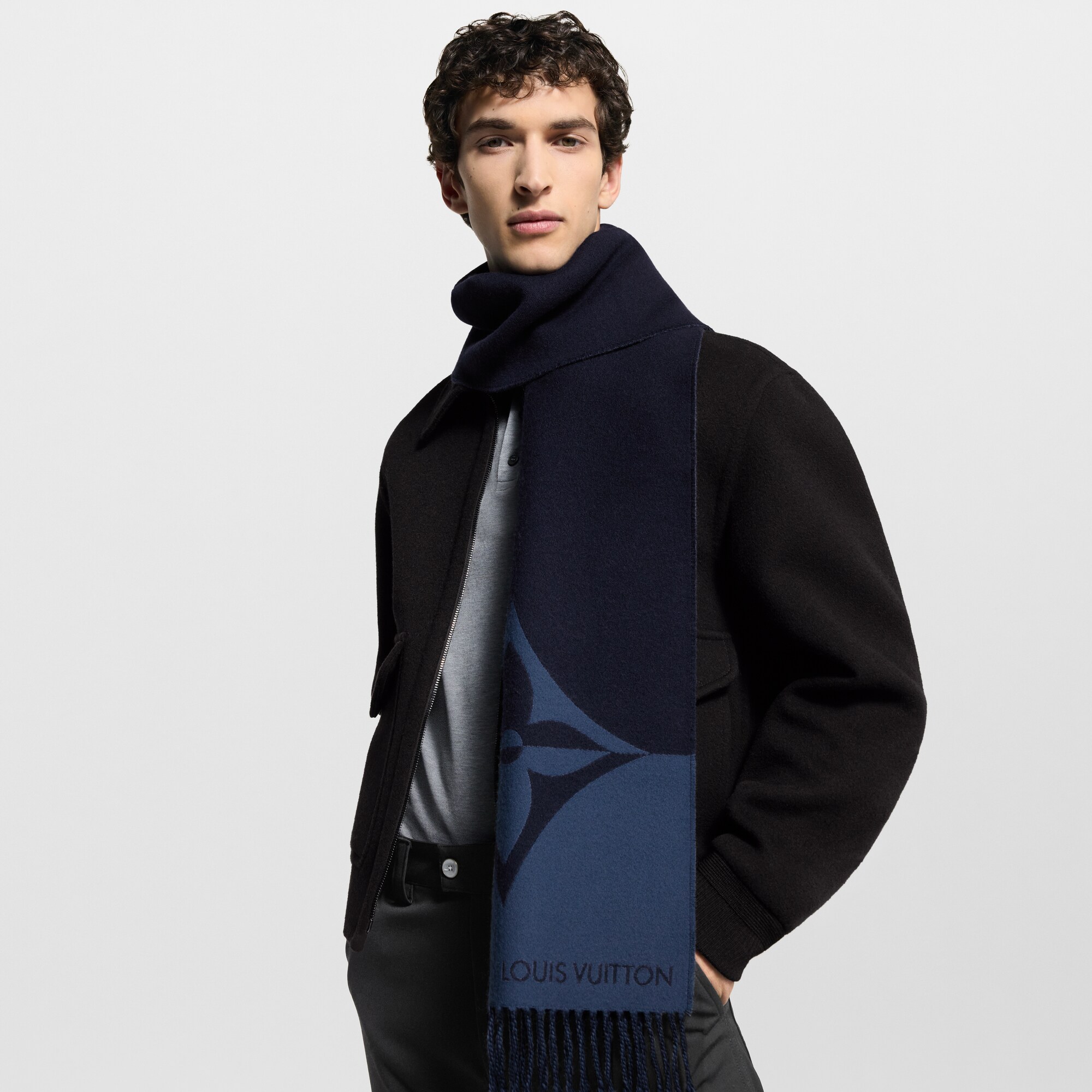 S00 Accessories Scarves Graphic Dual Scarf | Louis Vuitton ® (Product zoom)