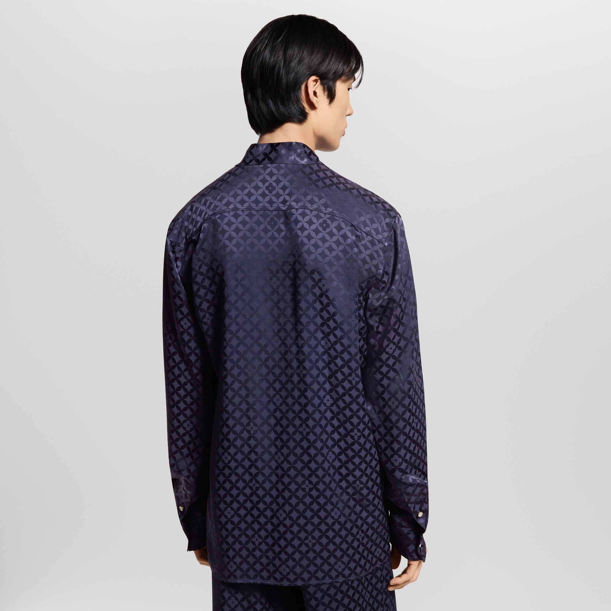  Ready-to-Wear Shirts Graphic Jacquard Long-Sleeved Kimono Shirt | Louis Vuitton ® (Product zoom)