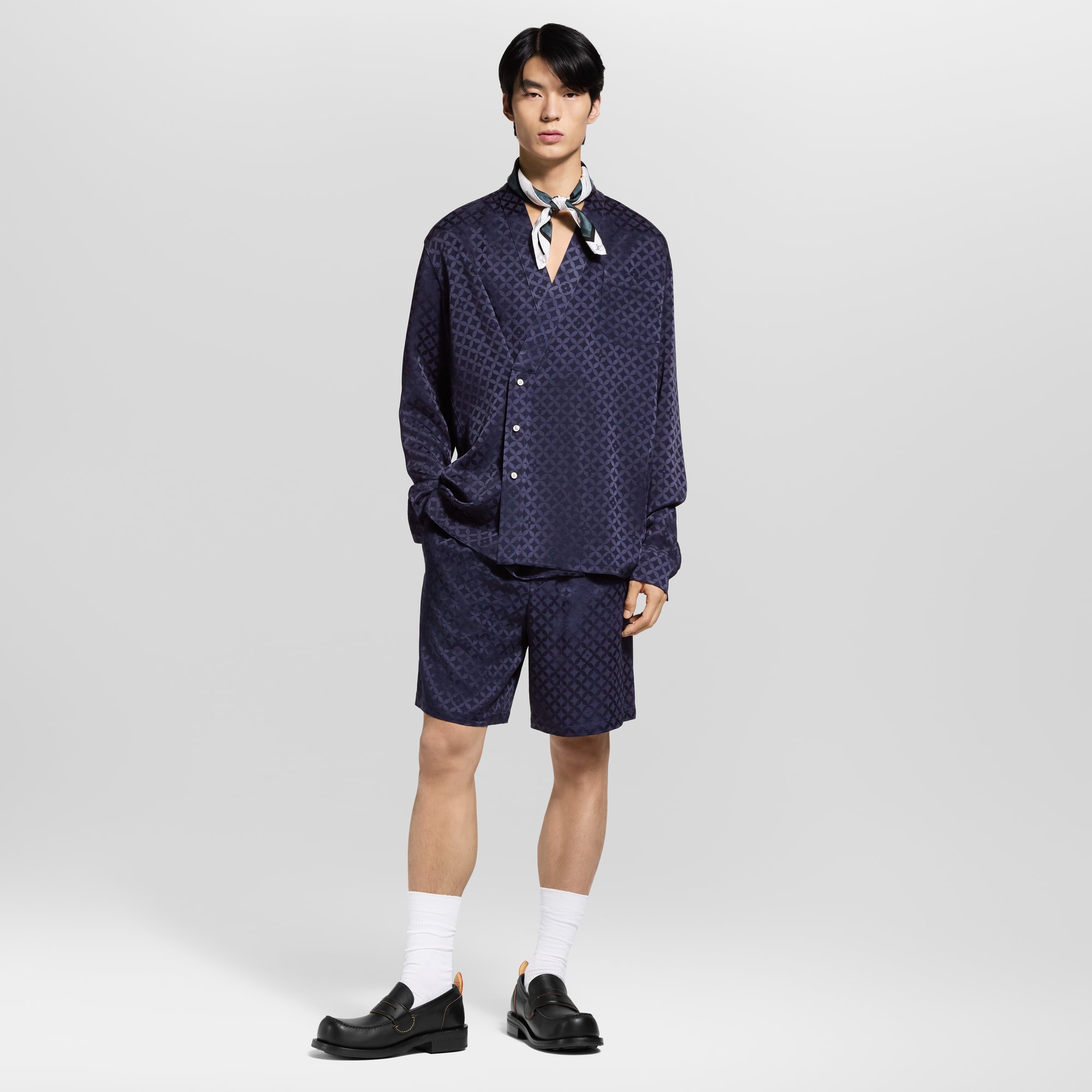  Ready-to-Wear Shirts Graphic Jacquard Long-Sleeved Kimono Shirt | Louis Vuitton ® (Product zoom)
