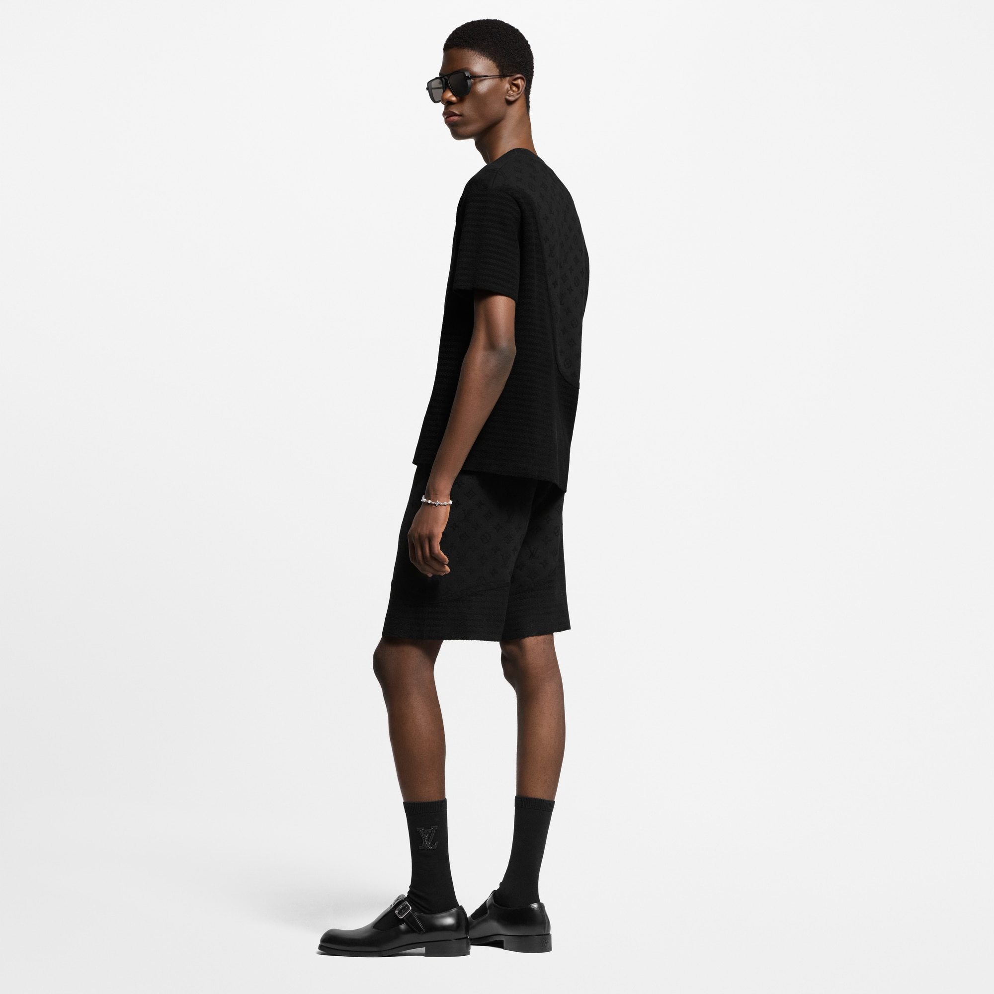  Ready-to-Wear All Ready-to-Wear Graphic Jacquard Short-Sleeved Crewneck | Louis Vuitton ® (Product zoom)