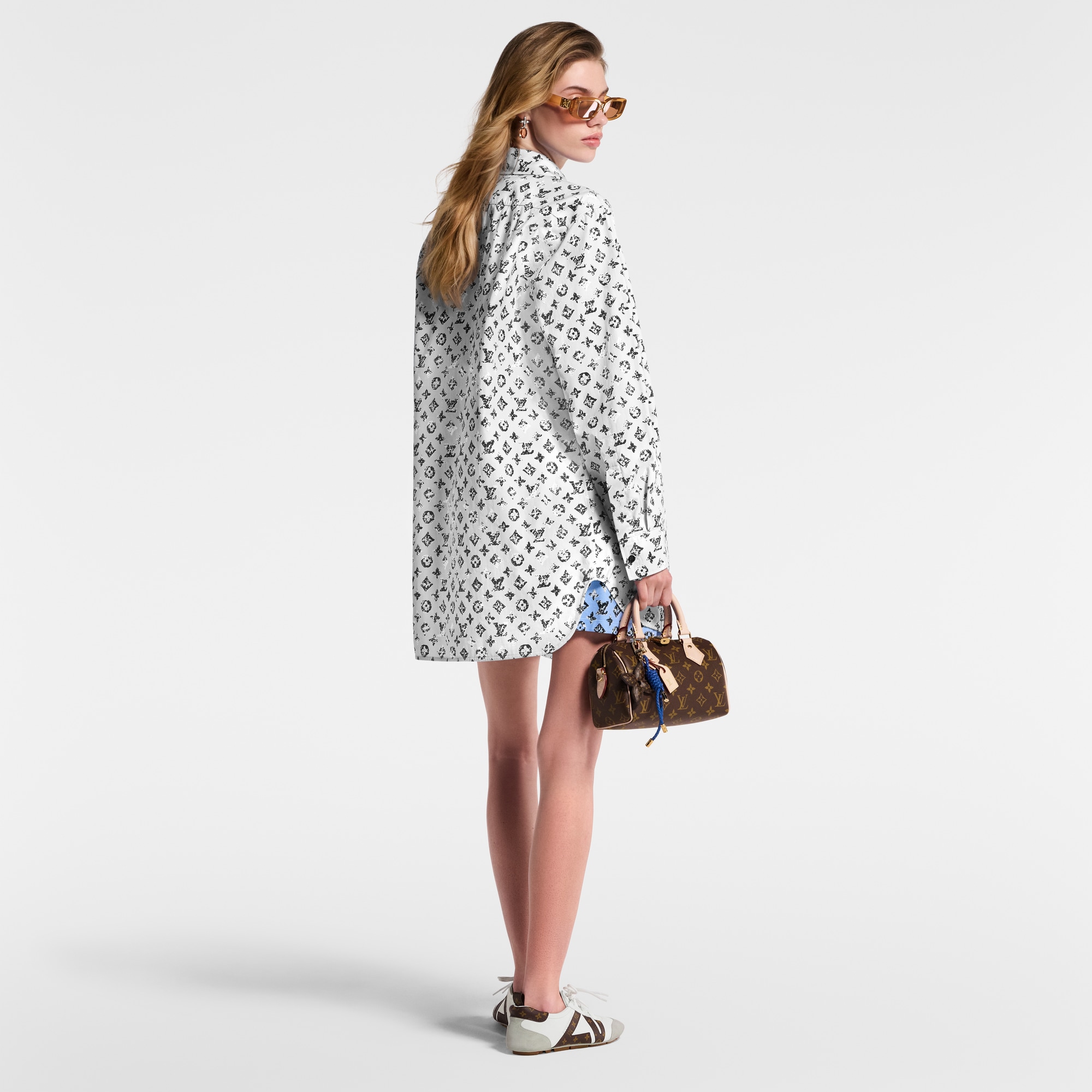  Ready-to-Wear Tops Graphic Monogram Shirt | Louis Vuitton ® (Product zoom)