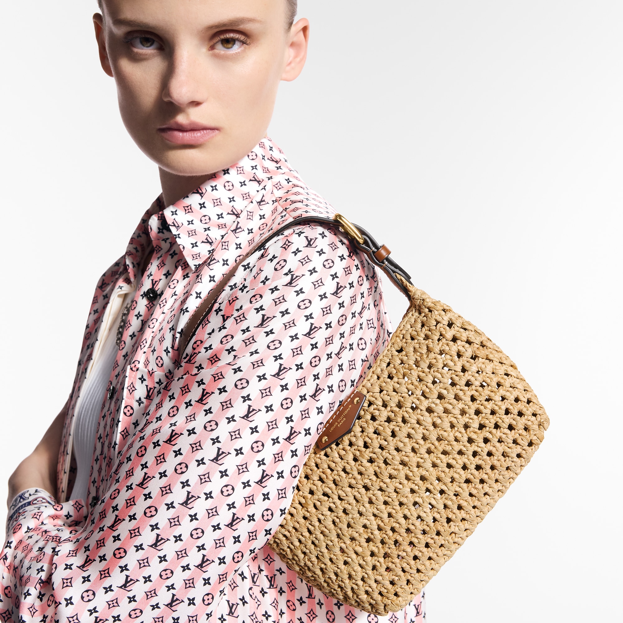 Hills Pochette